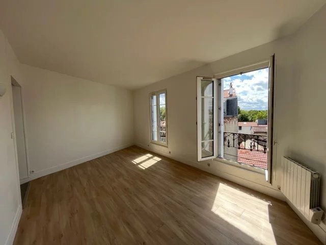 2 PIECES - METRO 4 BARBARA