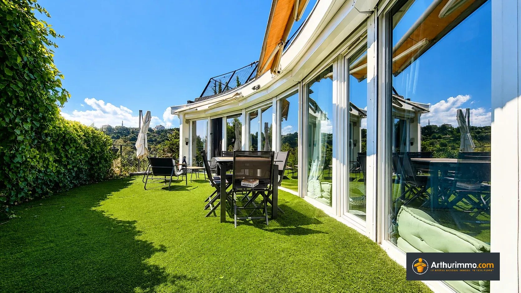 SAINT PIERRE DE FERIC 4P 93m² avec extérieur et parkings