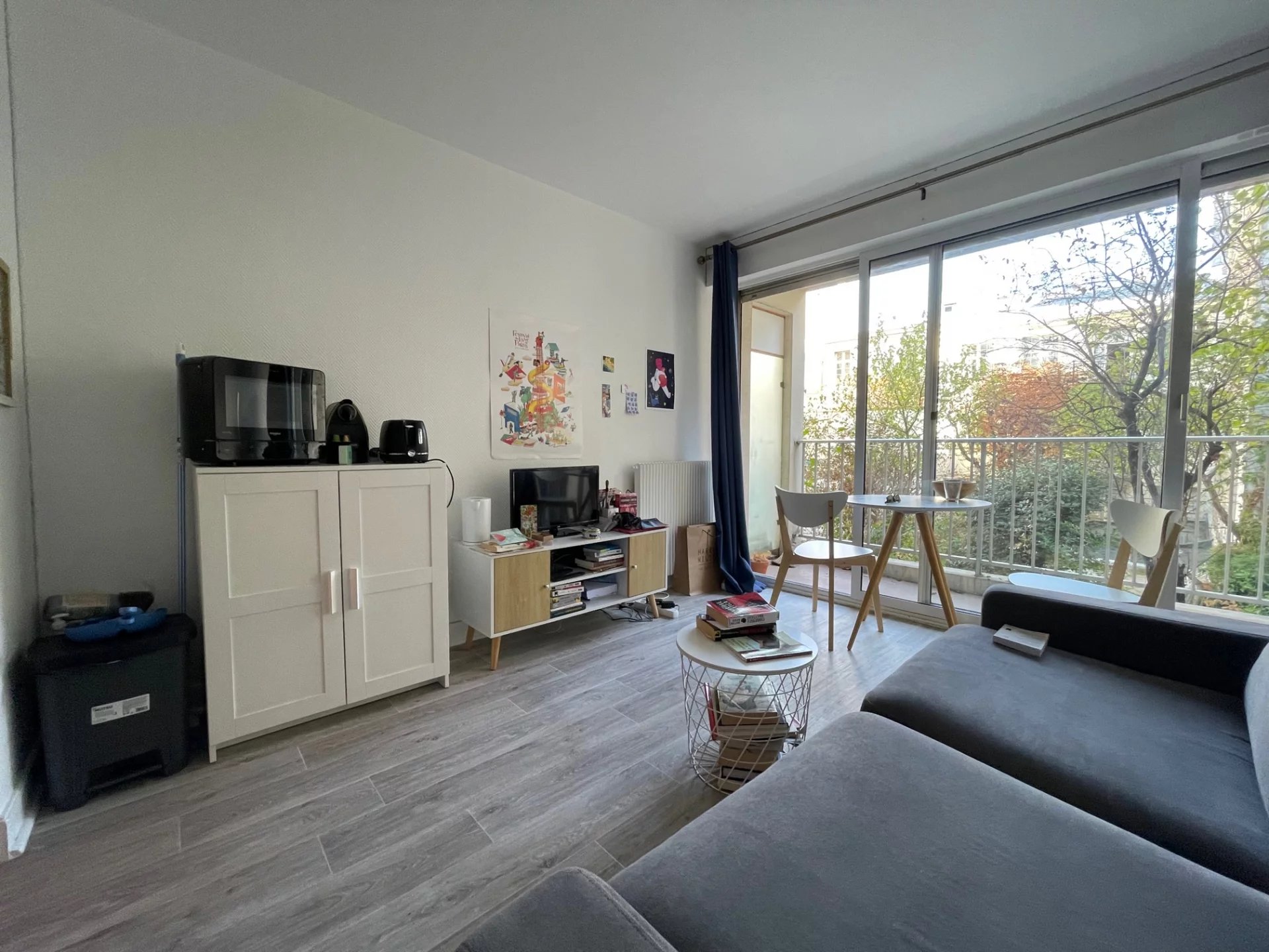 Studio avec balcon sur jardin coeur Batignolles !