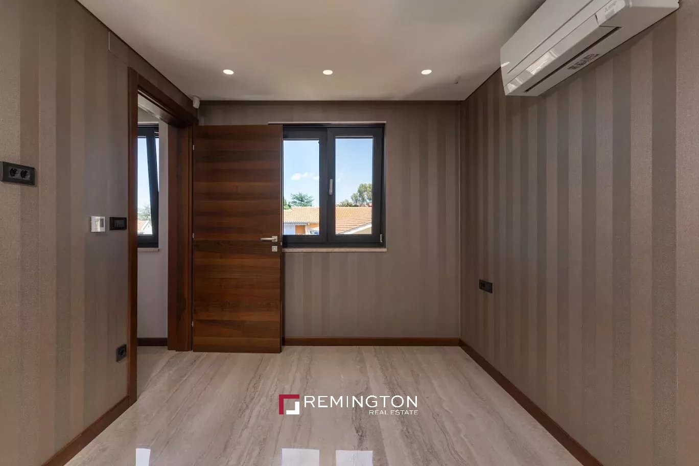 3 Bedroom Apartment/Flat's Image 7