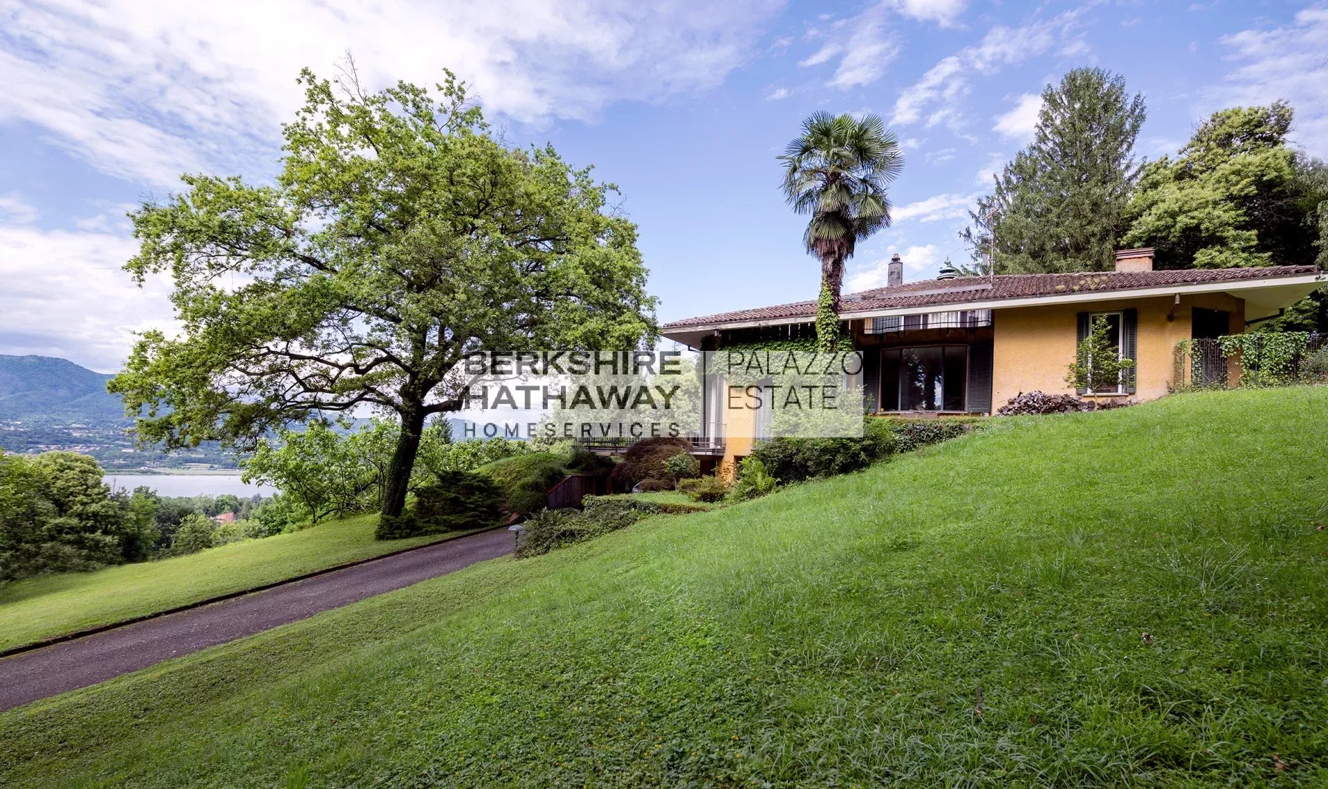 Villa in Galliate Lombardo - Image 5