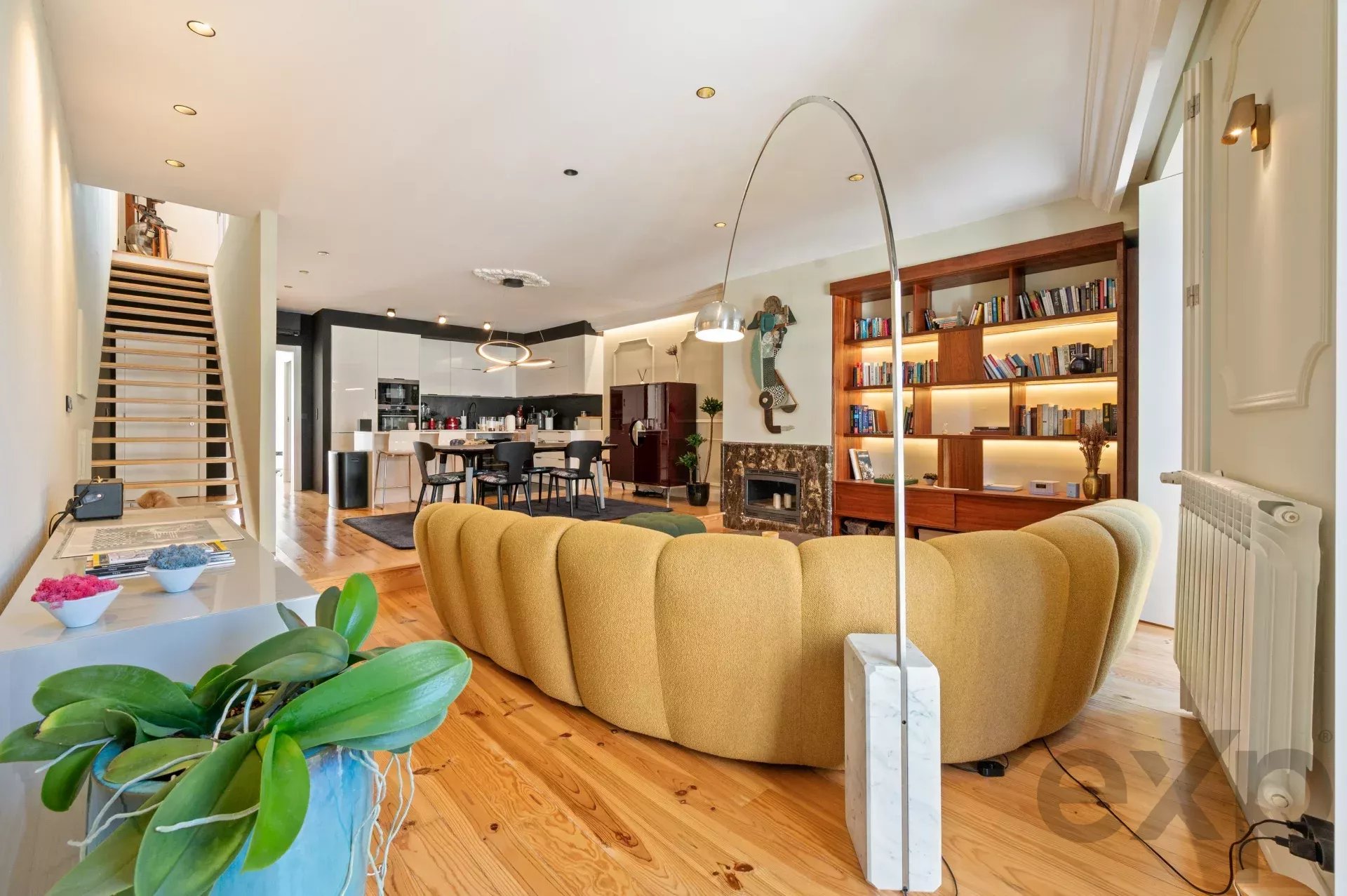 Elegant T2 + 1 Penthouse in Downtown Lisbon 86935832 image 16