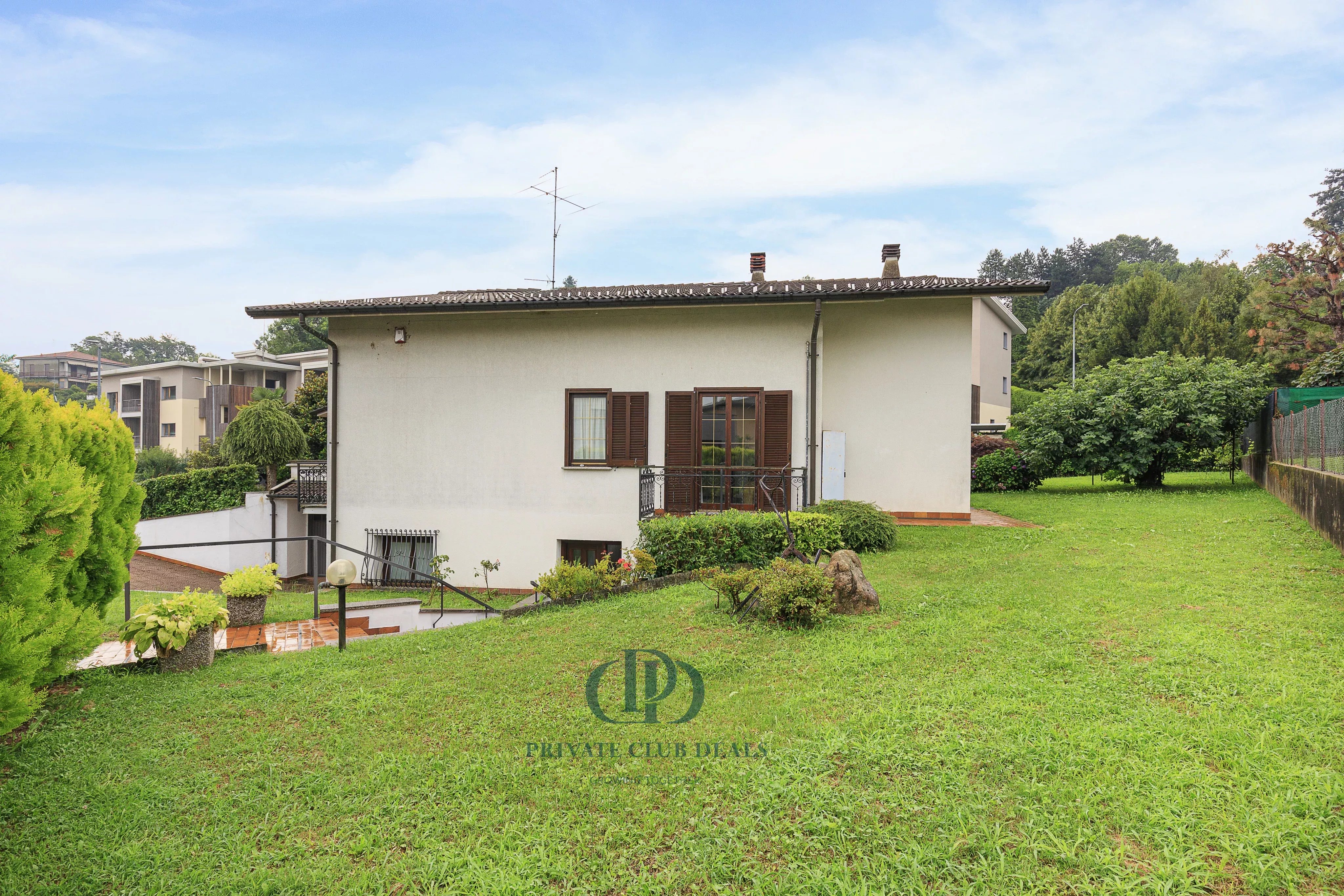 Villa Olgiate Comasco - picture 6