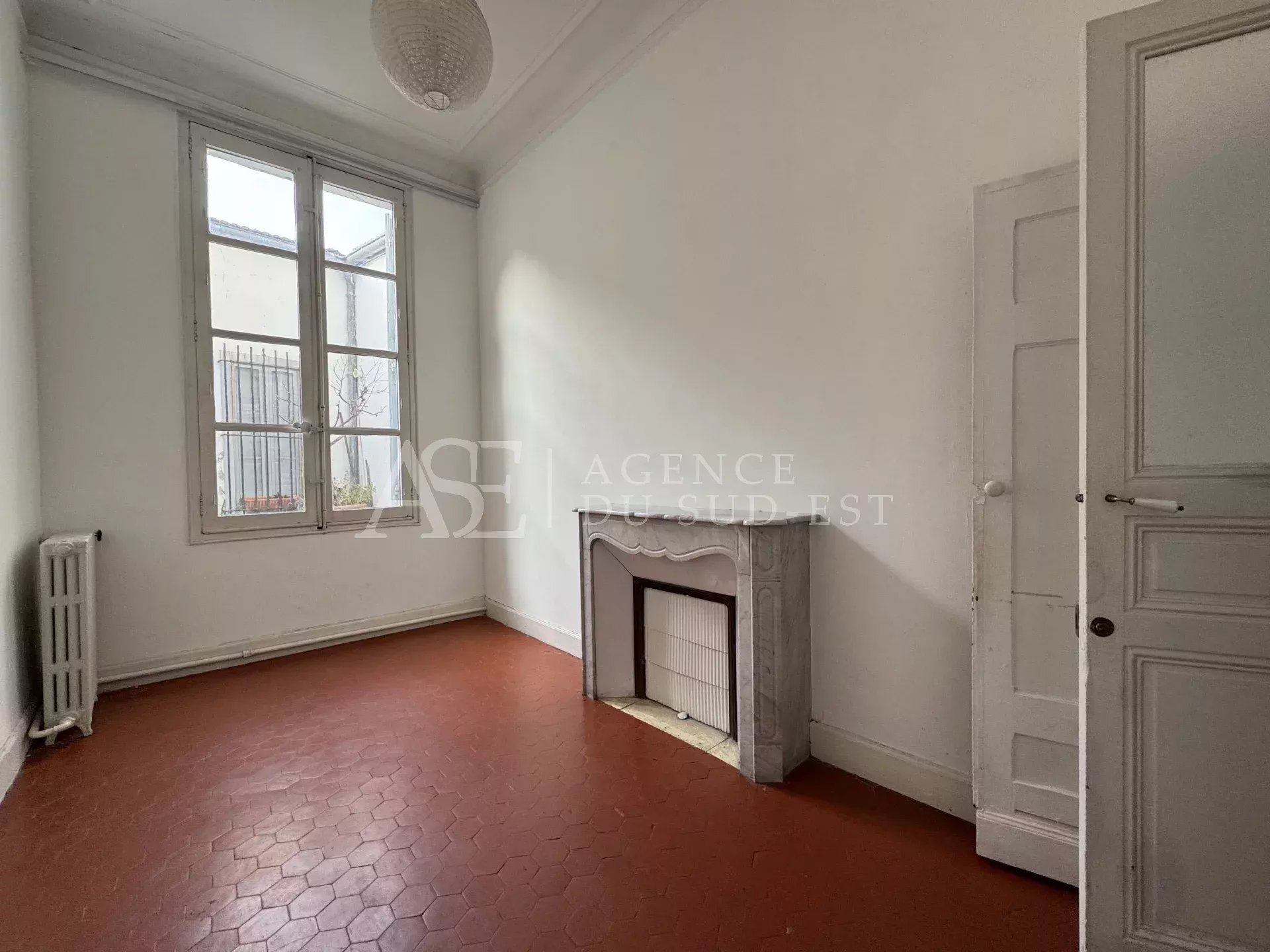 Bel appartement avec terrasse cours Sextius