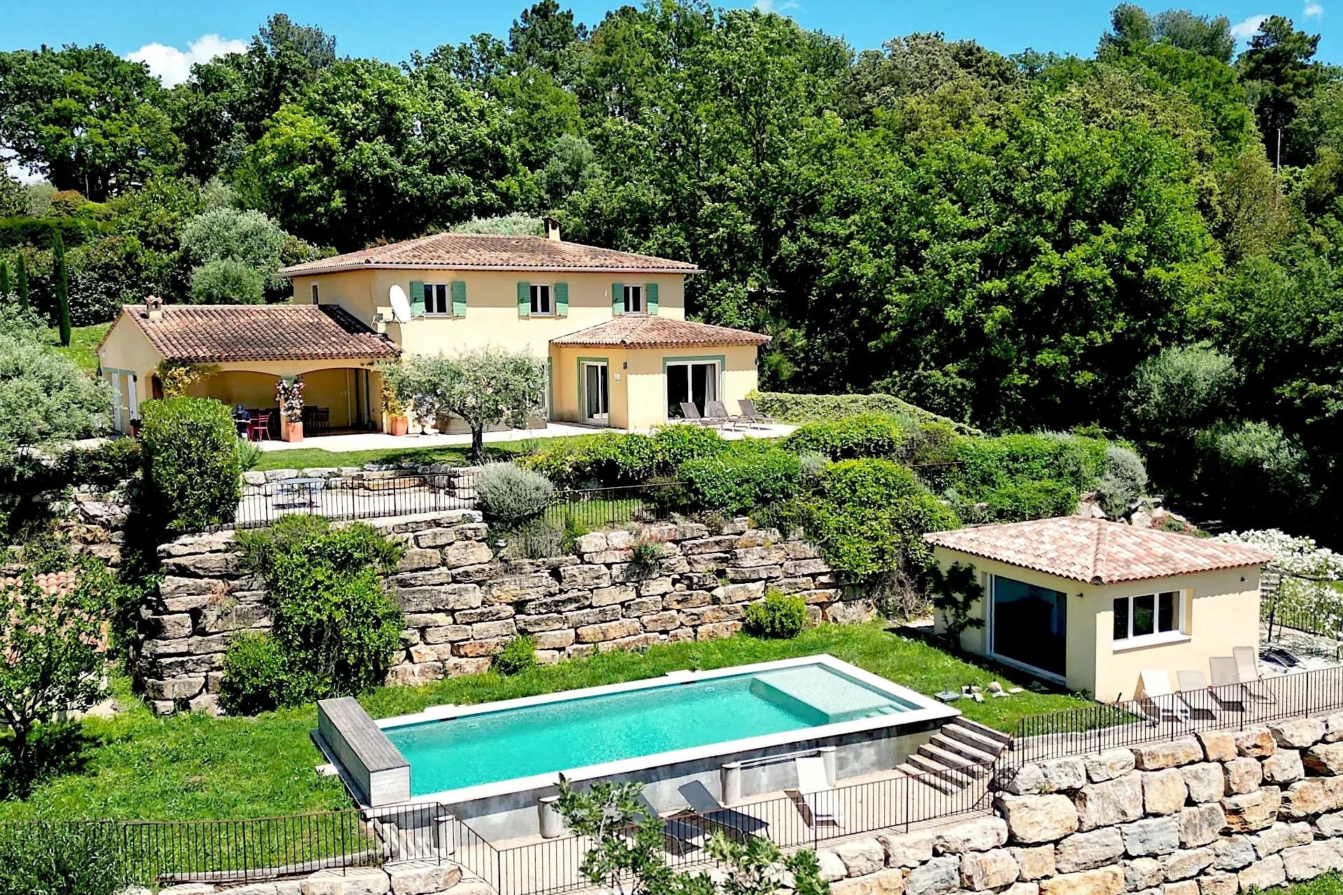 5 bedroom villa with fantastic views - Montauroux 5 bedroom villa with fantastic views - Montauroux