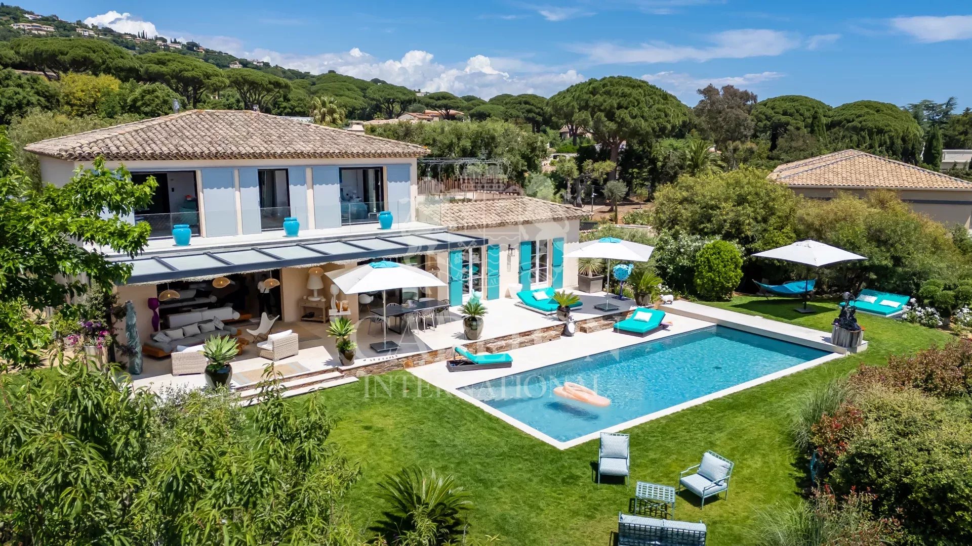 Grimaud – Villa with view over the bay of Saint Tropez