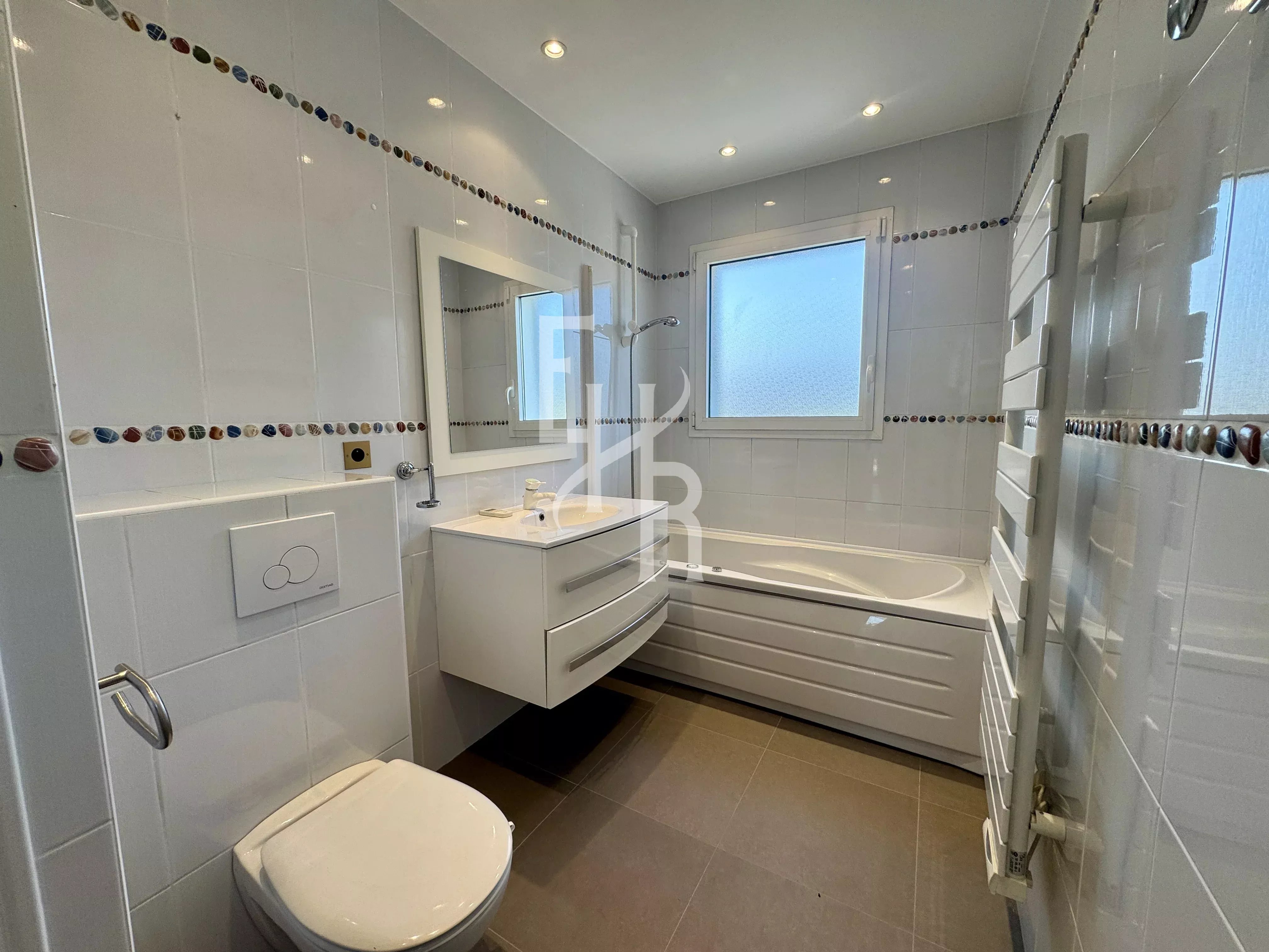 Demeure d’exception au cœur d’un domaine privé à Mougins