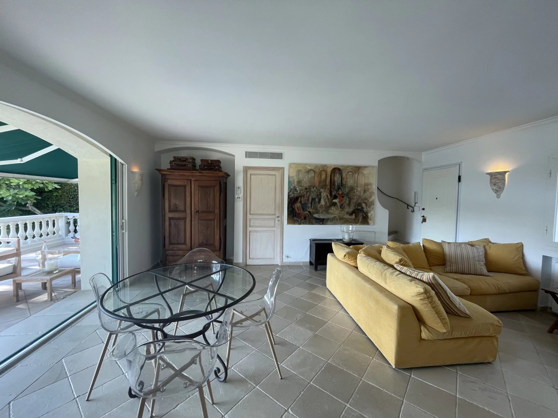 Villa for seasonal rental in Cap d'Antibes