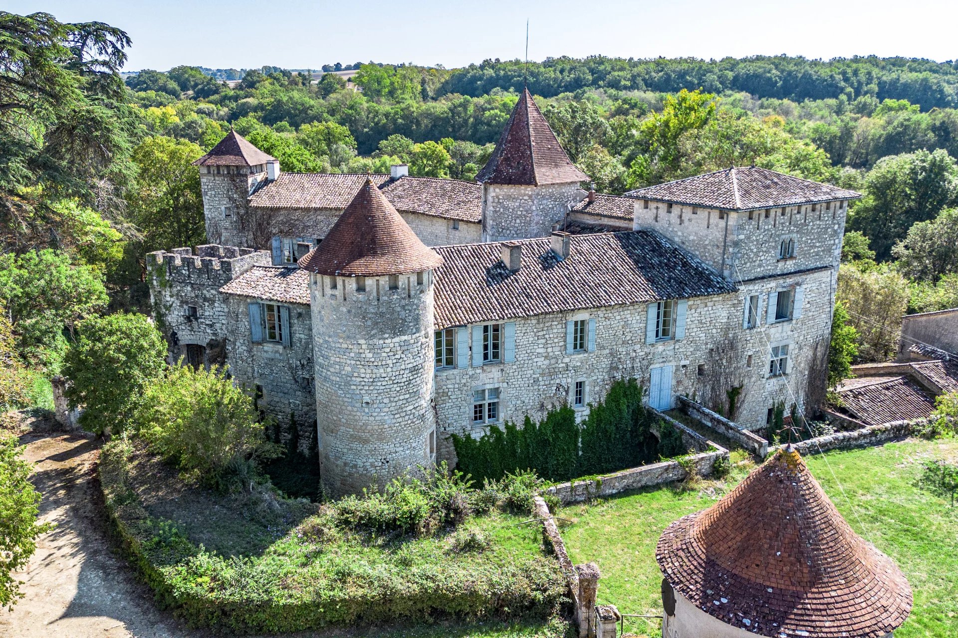 House in Lectoure - view 1