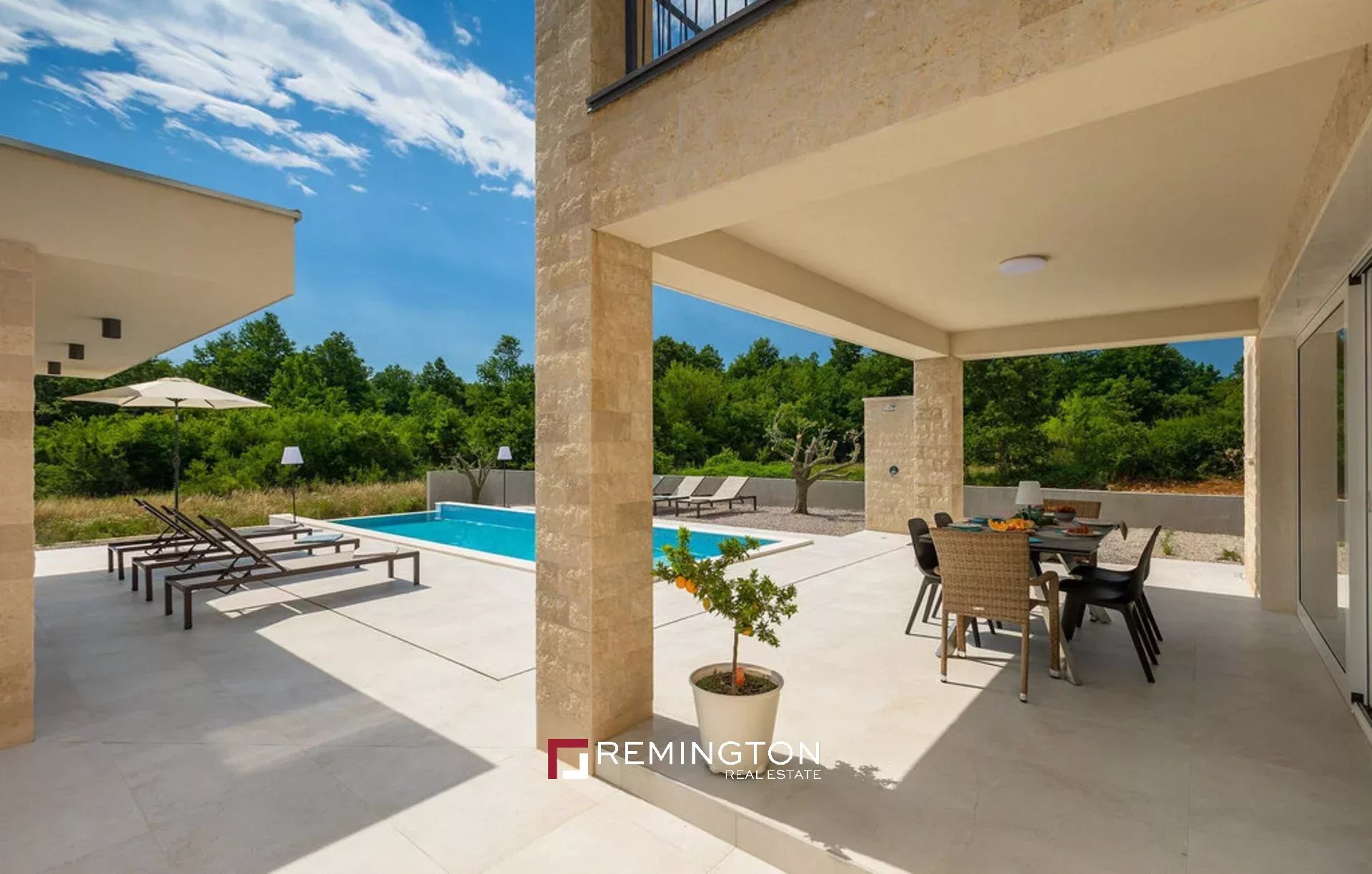 3 Bedroom Villa/Townhouse's Image 28