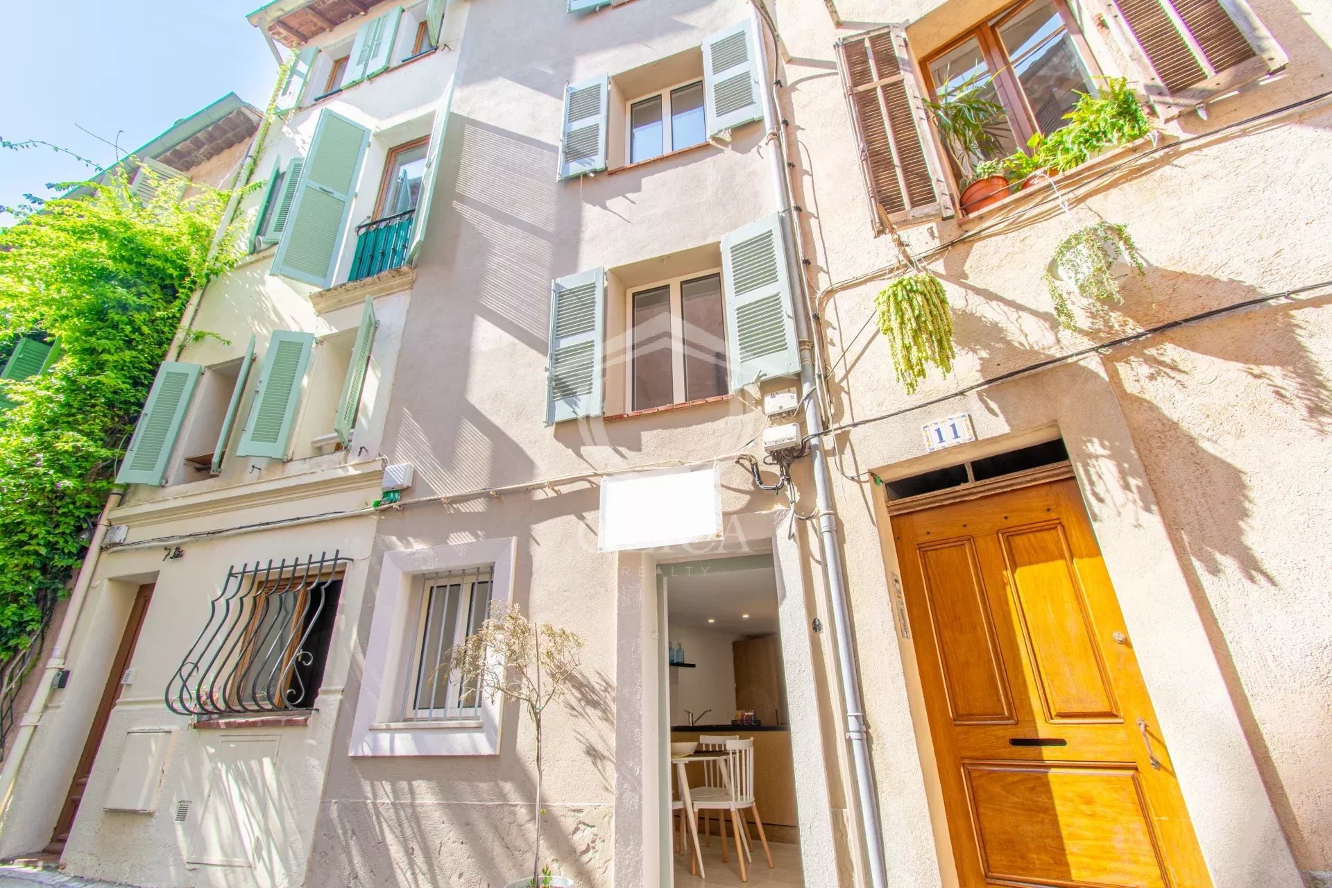 Agence immobilière de 