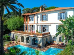 Historic Belle Époque Villa in Cannes | Luxury Family Estate — photo 2 of 14
