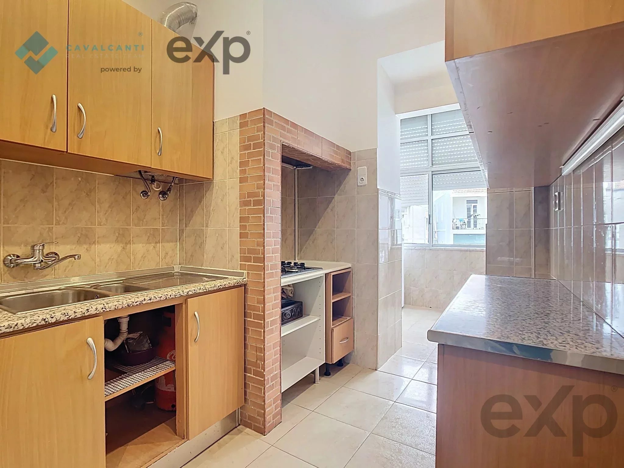 T1 + 1 in Campolide, Lisbon charm and quality of life near the Amoreiras 86914849 image 18