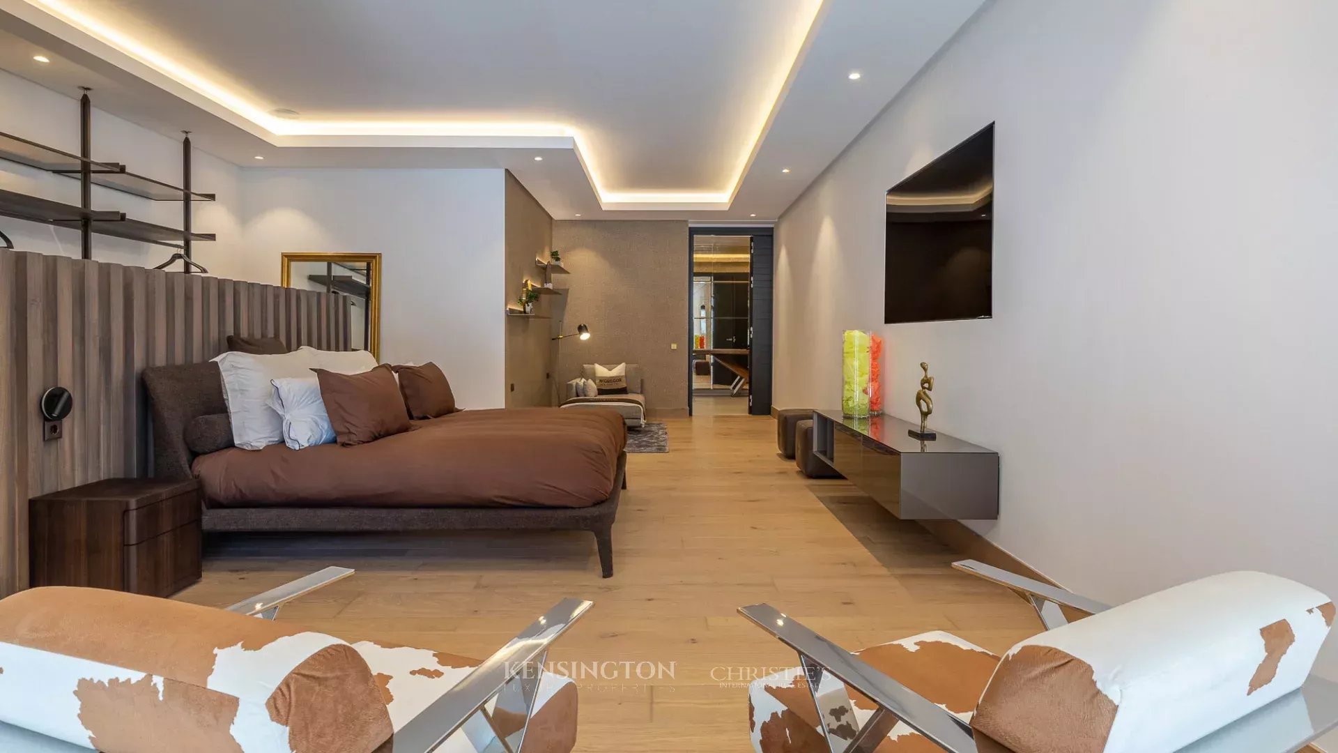 4 Bedroom Villa/Townhouse's Image 52