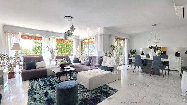 Exclusive: 3-bedroom flat, 110m², with a terrace and sea views — photo 5