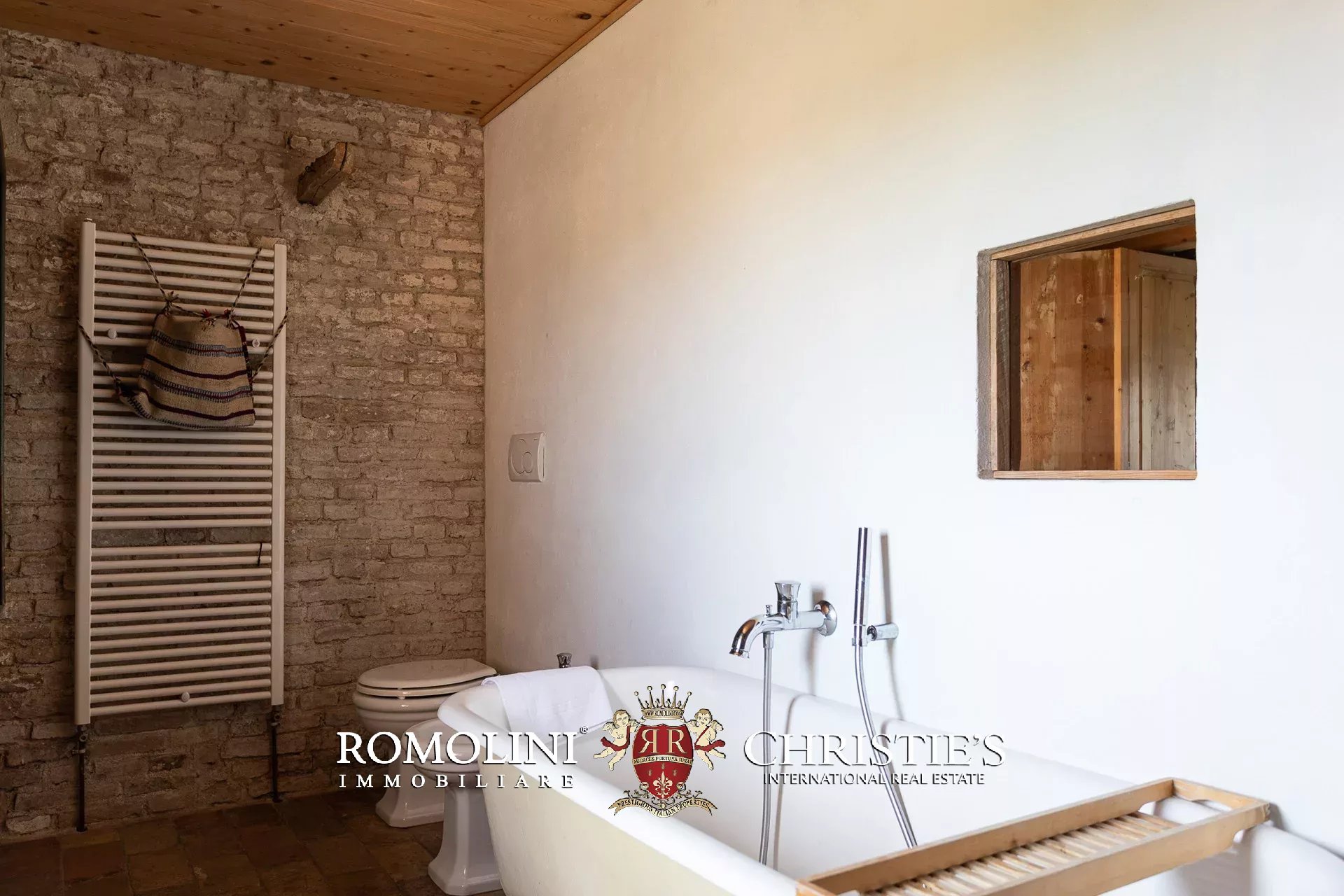 3 Bedroom Villa/Townhouse's Image 21