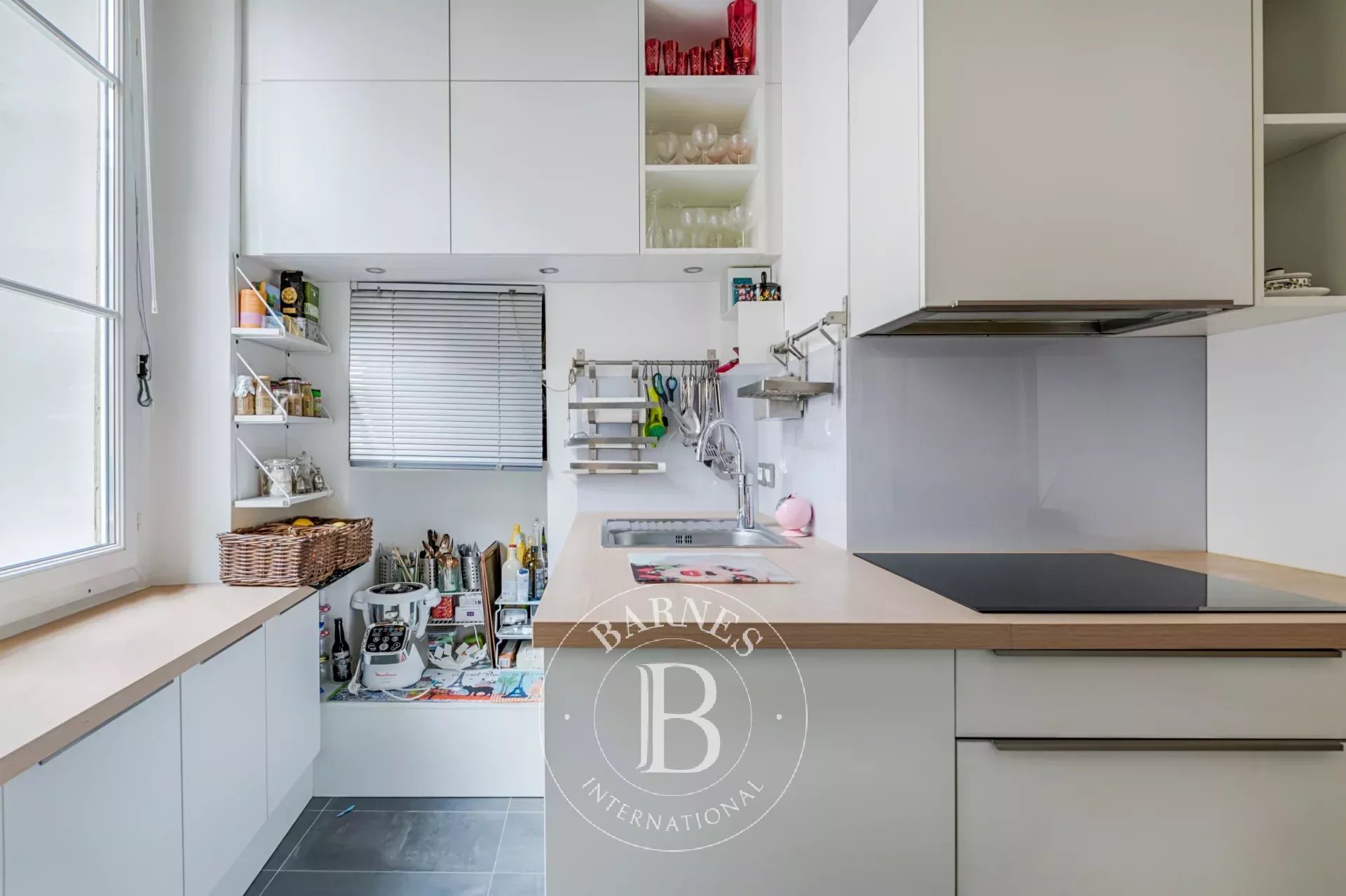 Daire Paris 3ème - picture 10