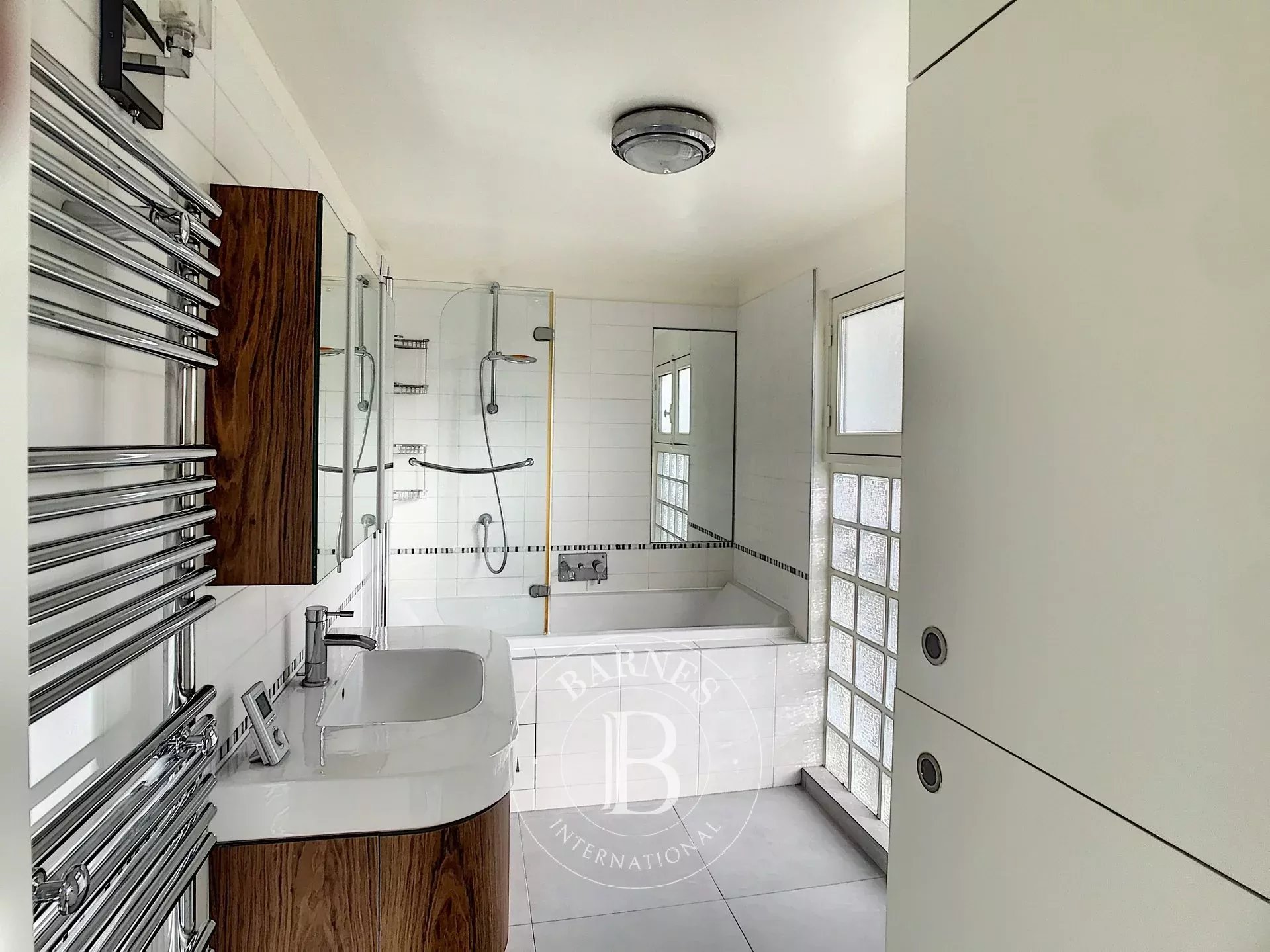 Daire Paris 8ème - picture 6