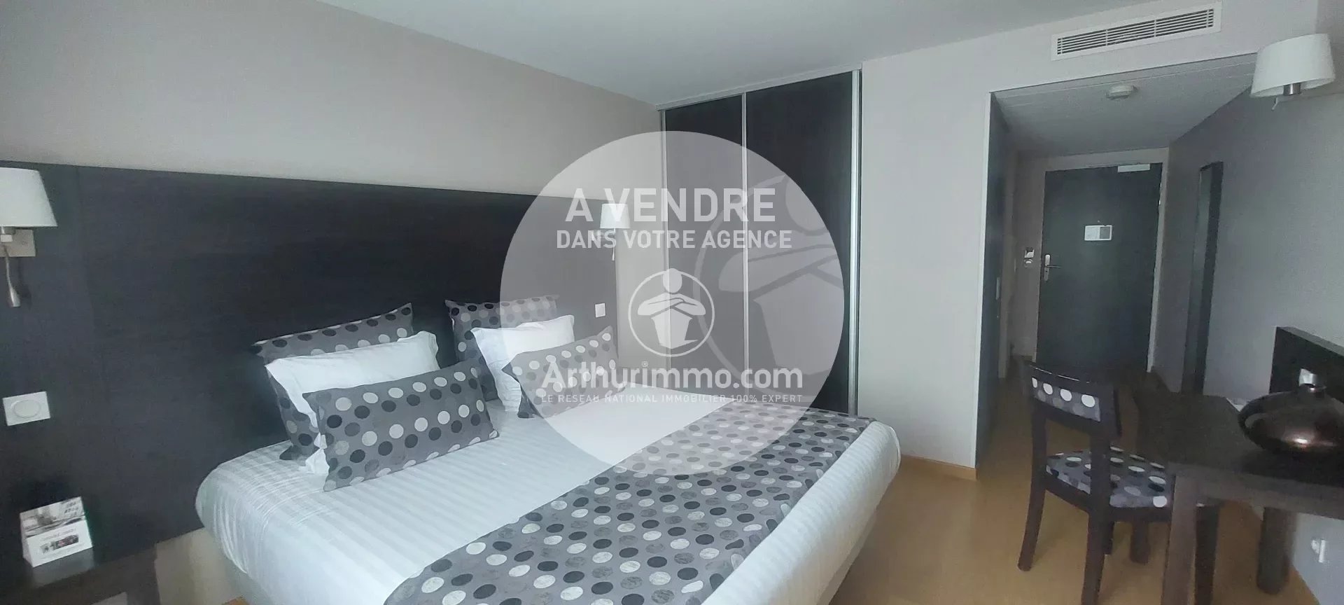 SPECIAL INVESTISSEURS APPARTEMENT MEUBLE DANS RESIDENCE AFFAIRE 4 ETOILES