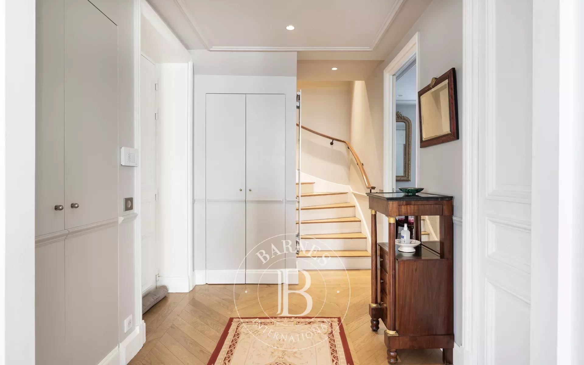 Paris 16 - Exclusive - Victor Hugo - Duplex apartment on top floors - 2/3 bedrooms - picture 7