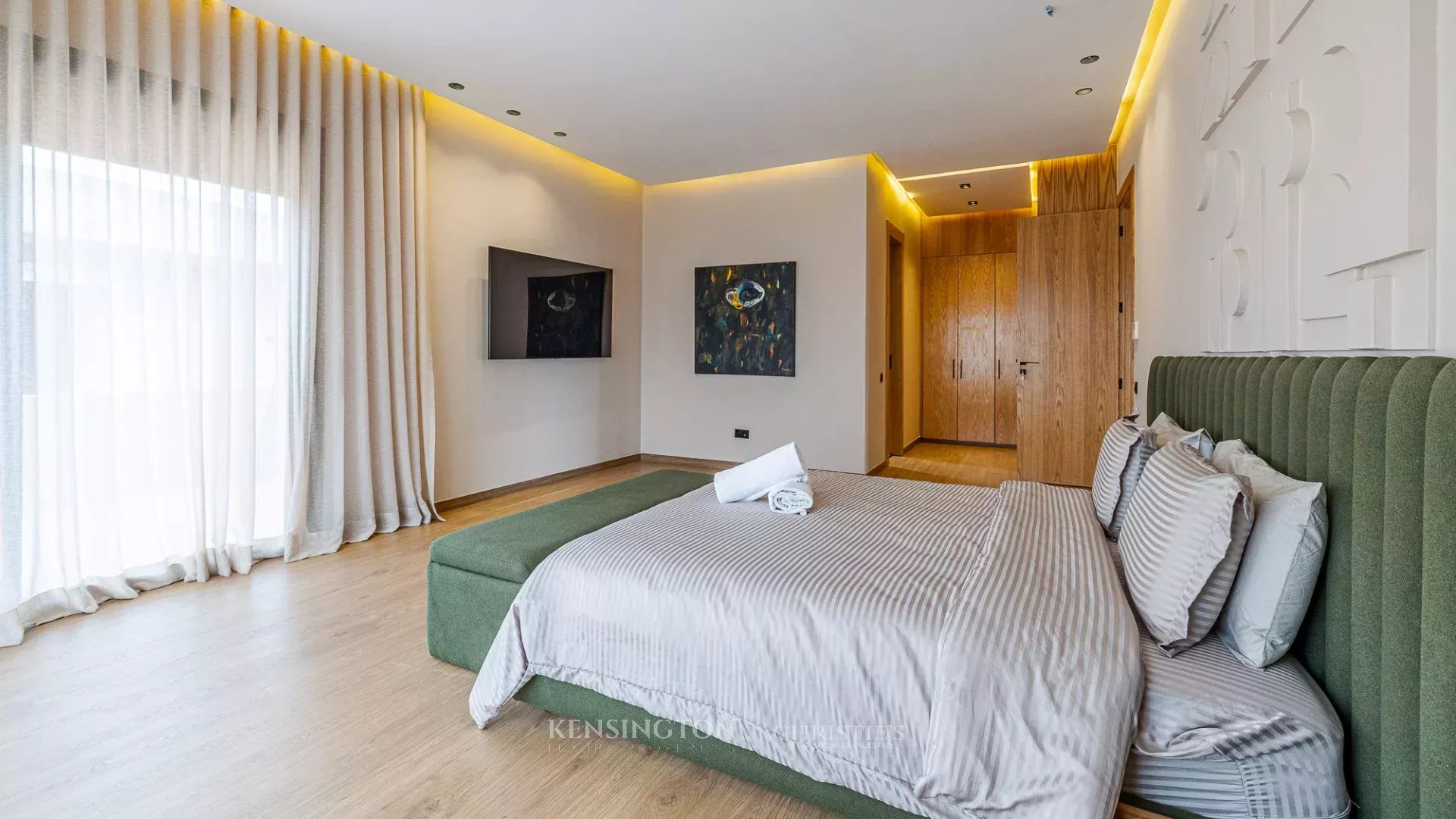 4 Bedroom Villa/Townhouse's Image 25