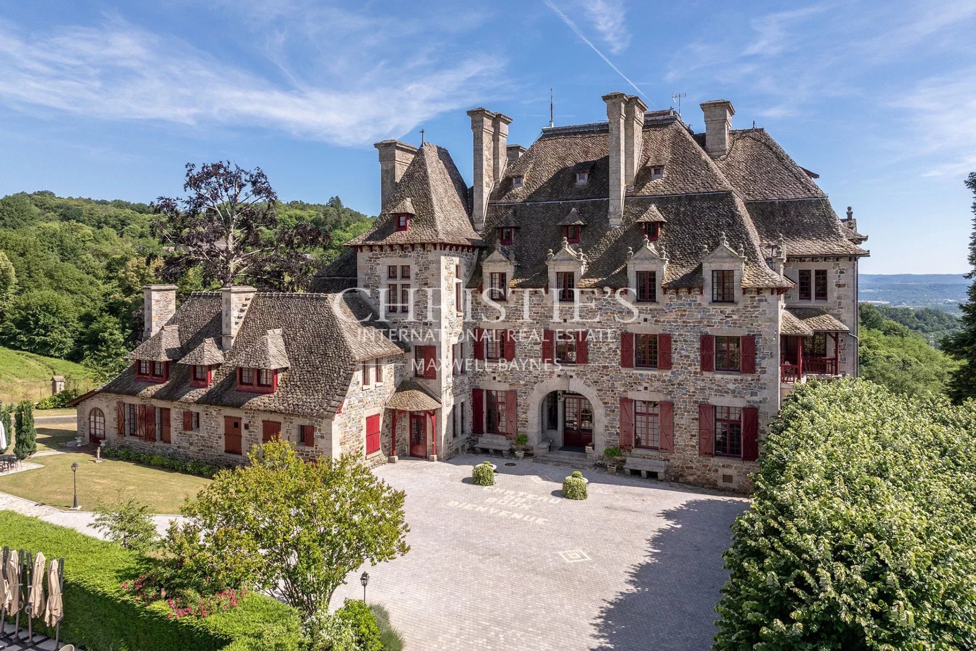 38 Bedroom Chateau's Image 110