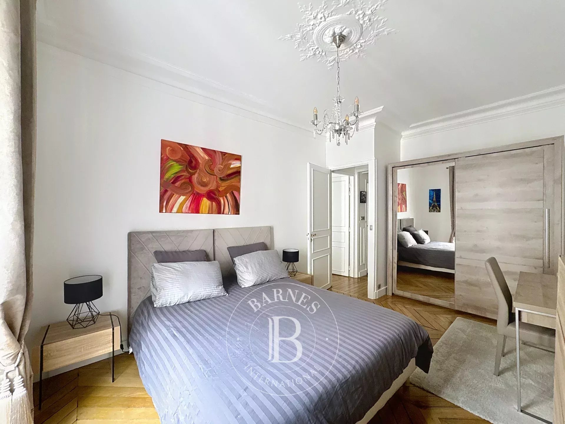 Daire Paris 8ème - picture 11