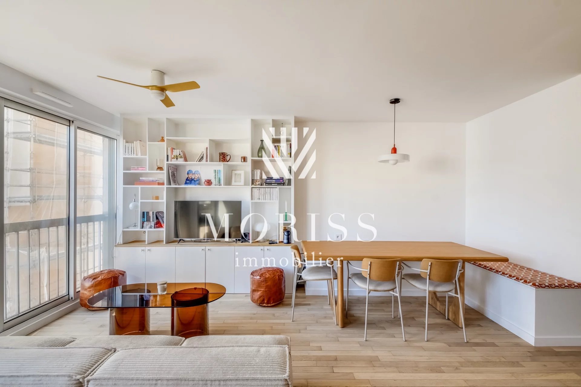 Appartement avec balcon / Quartier Garibaldien / Ligne 13  /Metr - Image Array