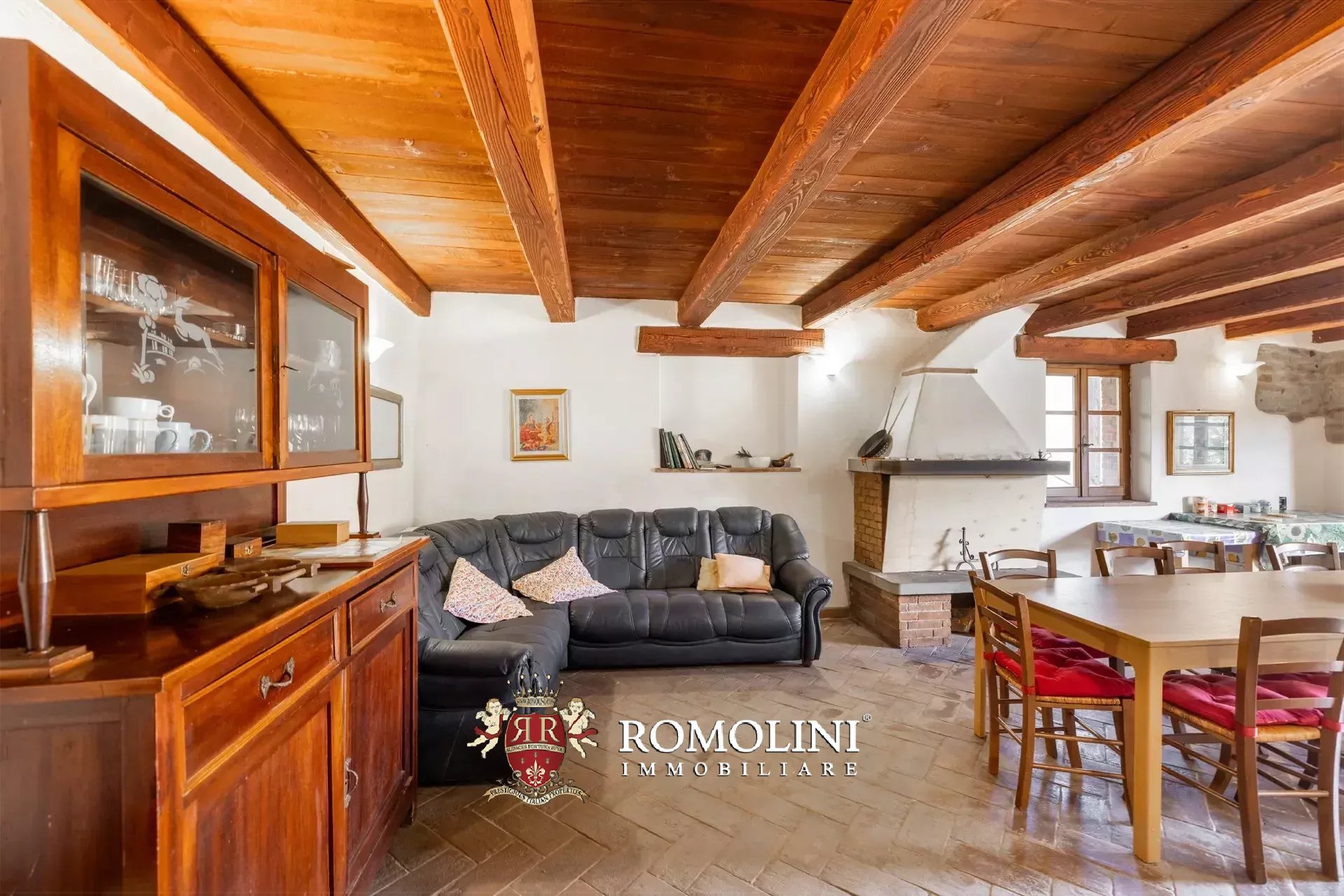 11 Bedroom Villa/Townhouse's Image 18