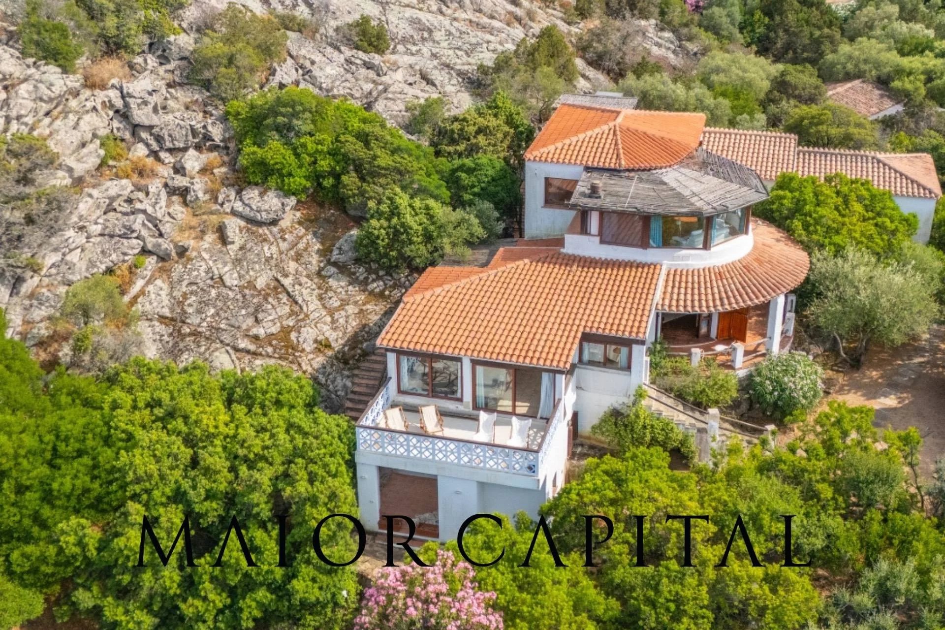 Porto Rotondo – Villa panoramica incorniciata dalla natura