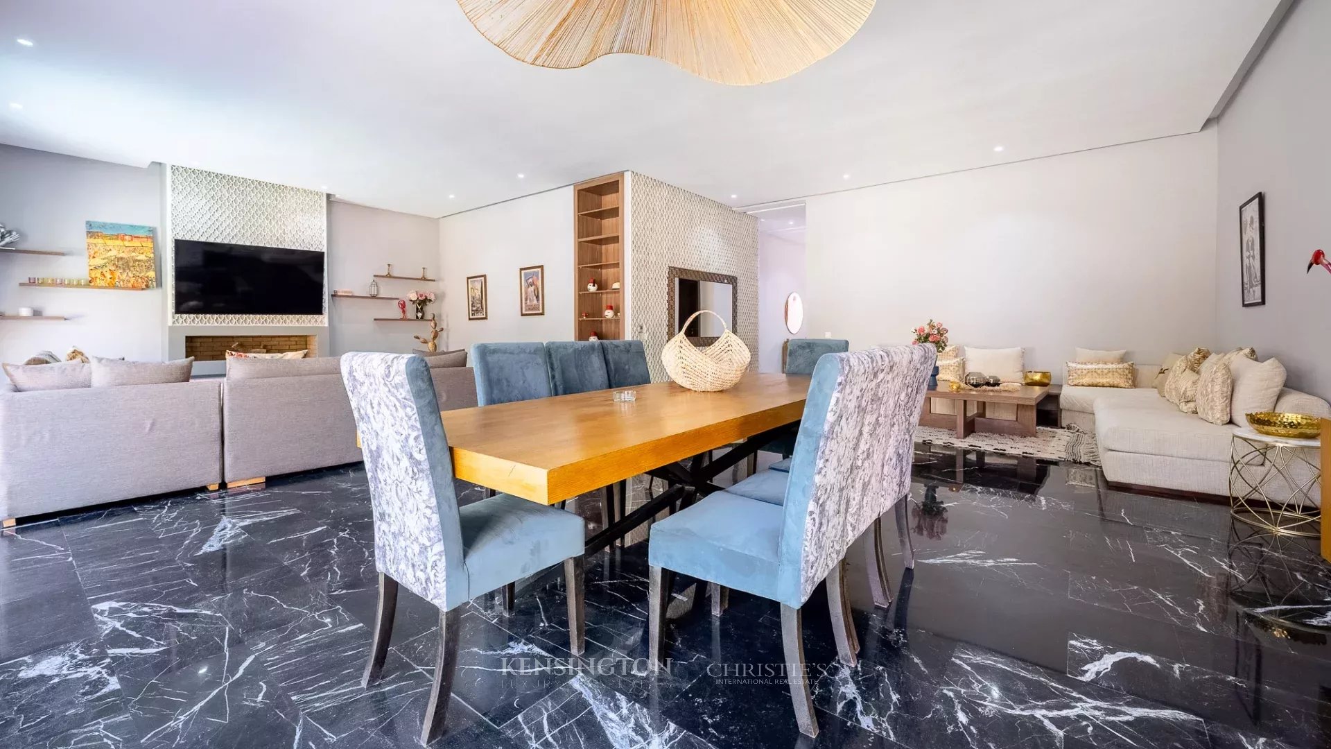 4 Bedroom Villa/Townhouse's Image 6