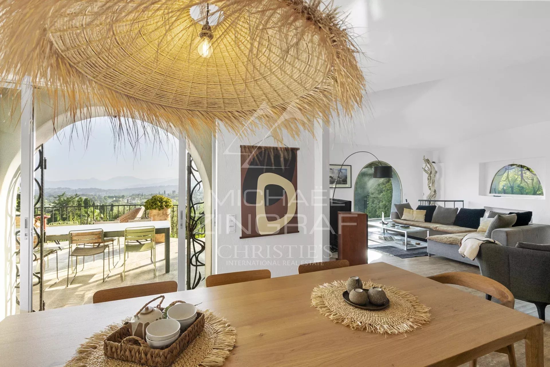 5 Bedroom Villa/Townhouse's Image 5