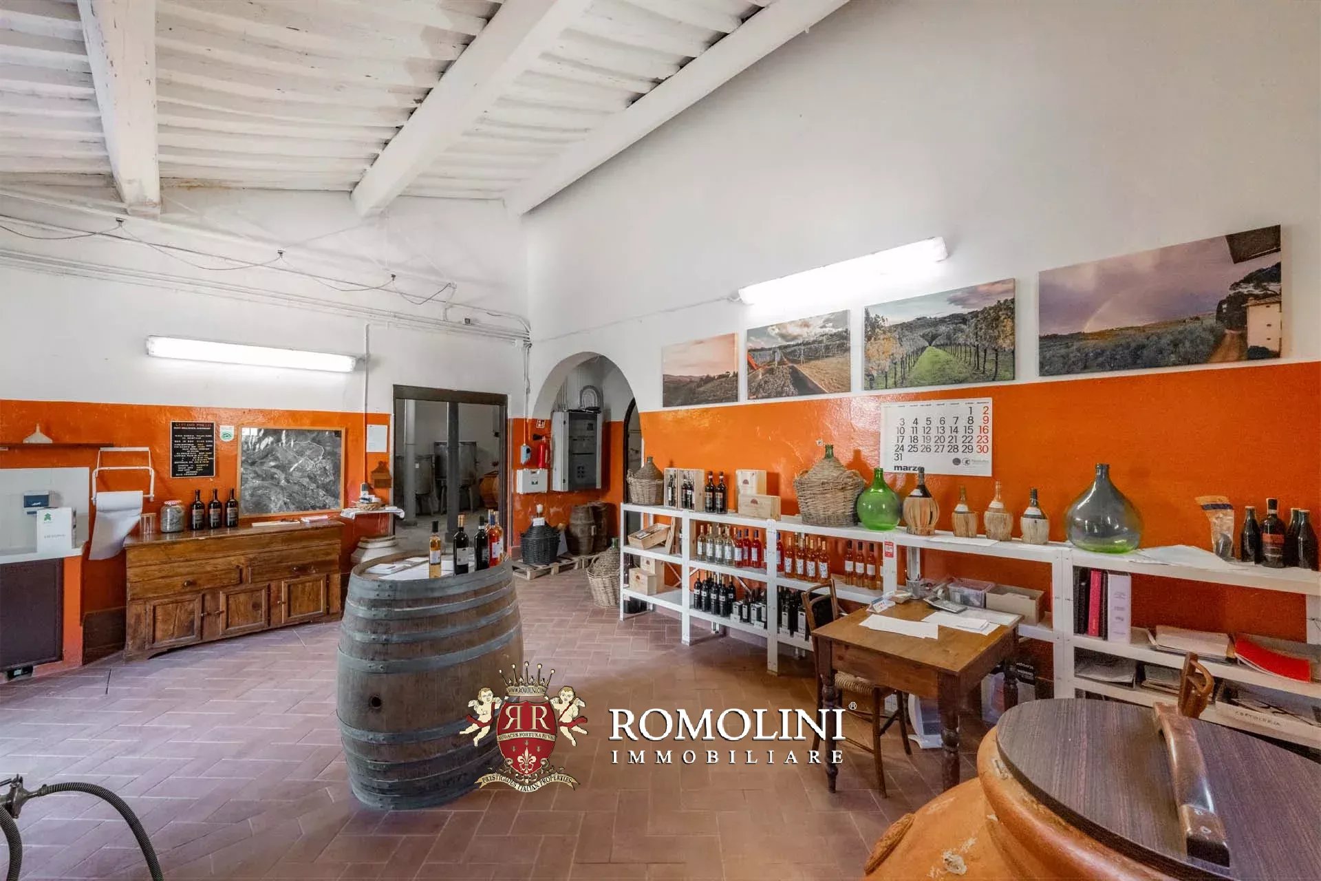 27 Bedroom Vineyard's Image 84