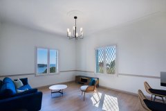 Mont Boron - Renovated pied-à-terre with sea view — photo 2 of 7