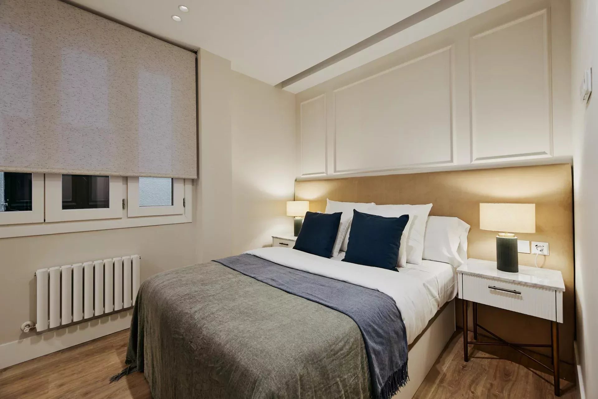 Exclusive, newly renovated apartment on Calle Goya, Salamanca district - picture 14