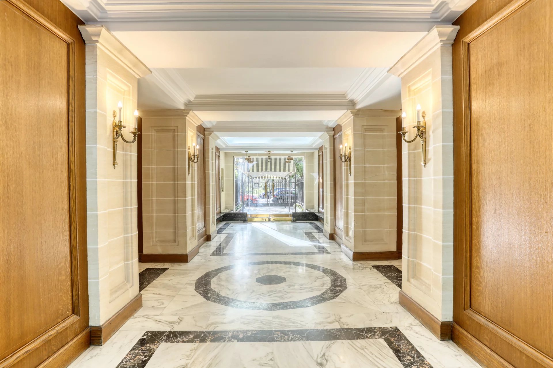 Sale Apartment Neuilly-sur-Seine