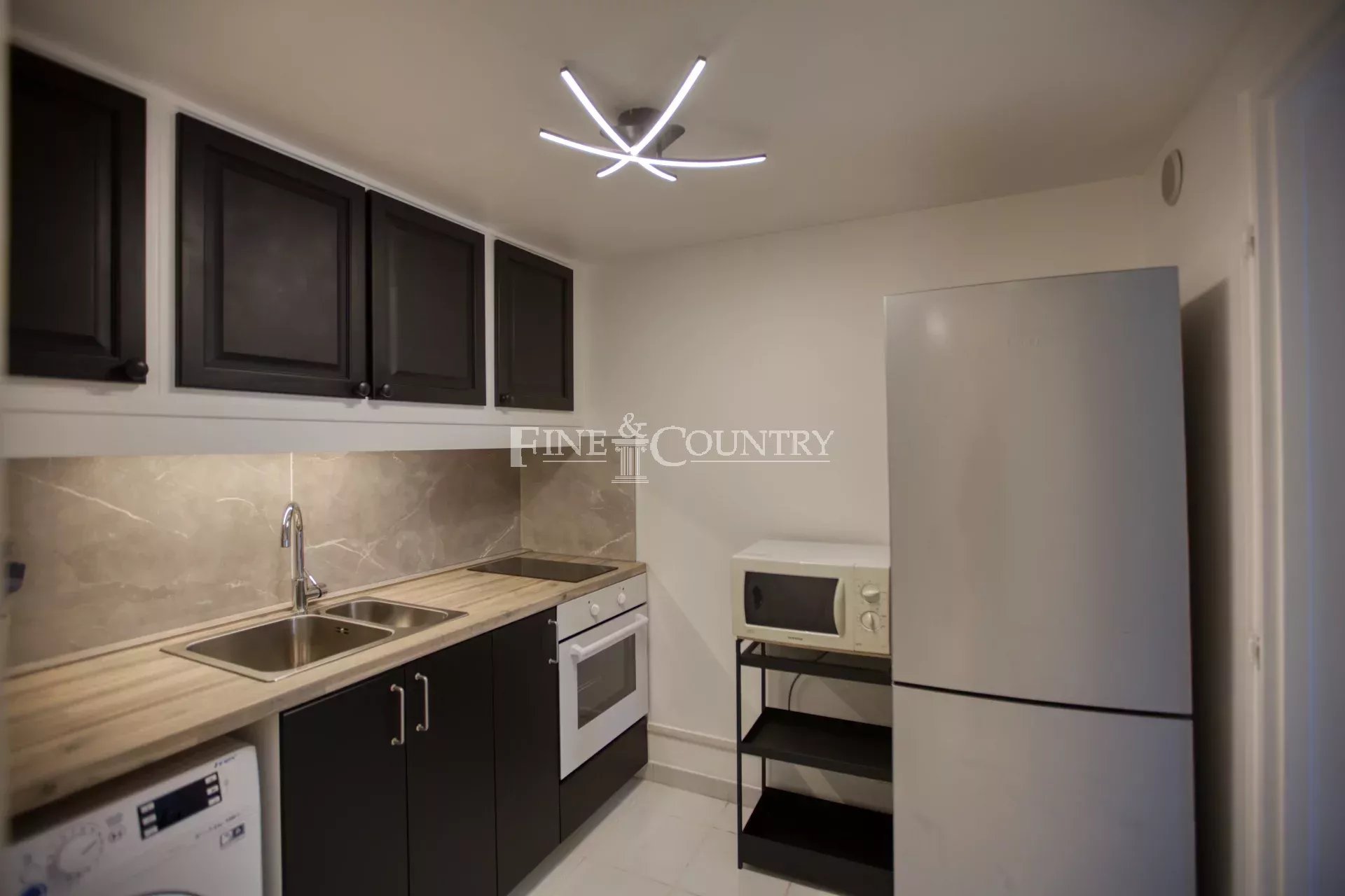 Photo of Villa for sale in Saint Jean de Cannes