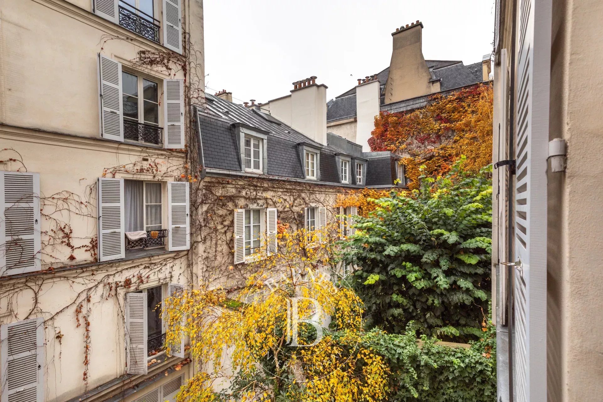 Daire Paris 4ème - picture 19