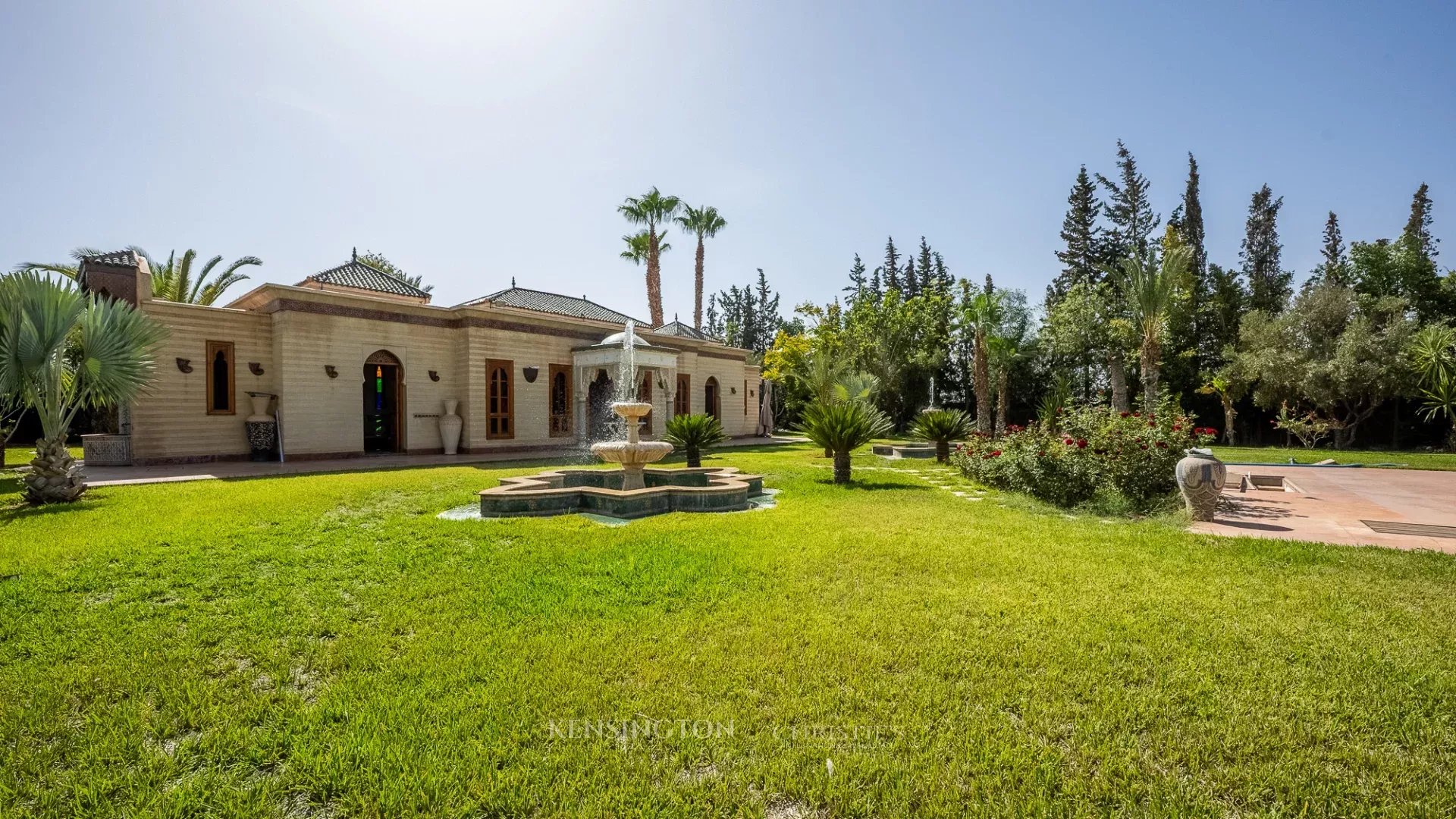 5 Bedroom Villa/Townhouse's Image 5