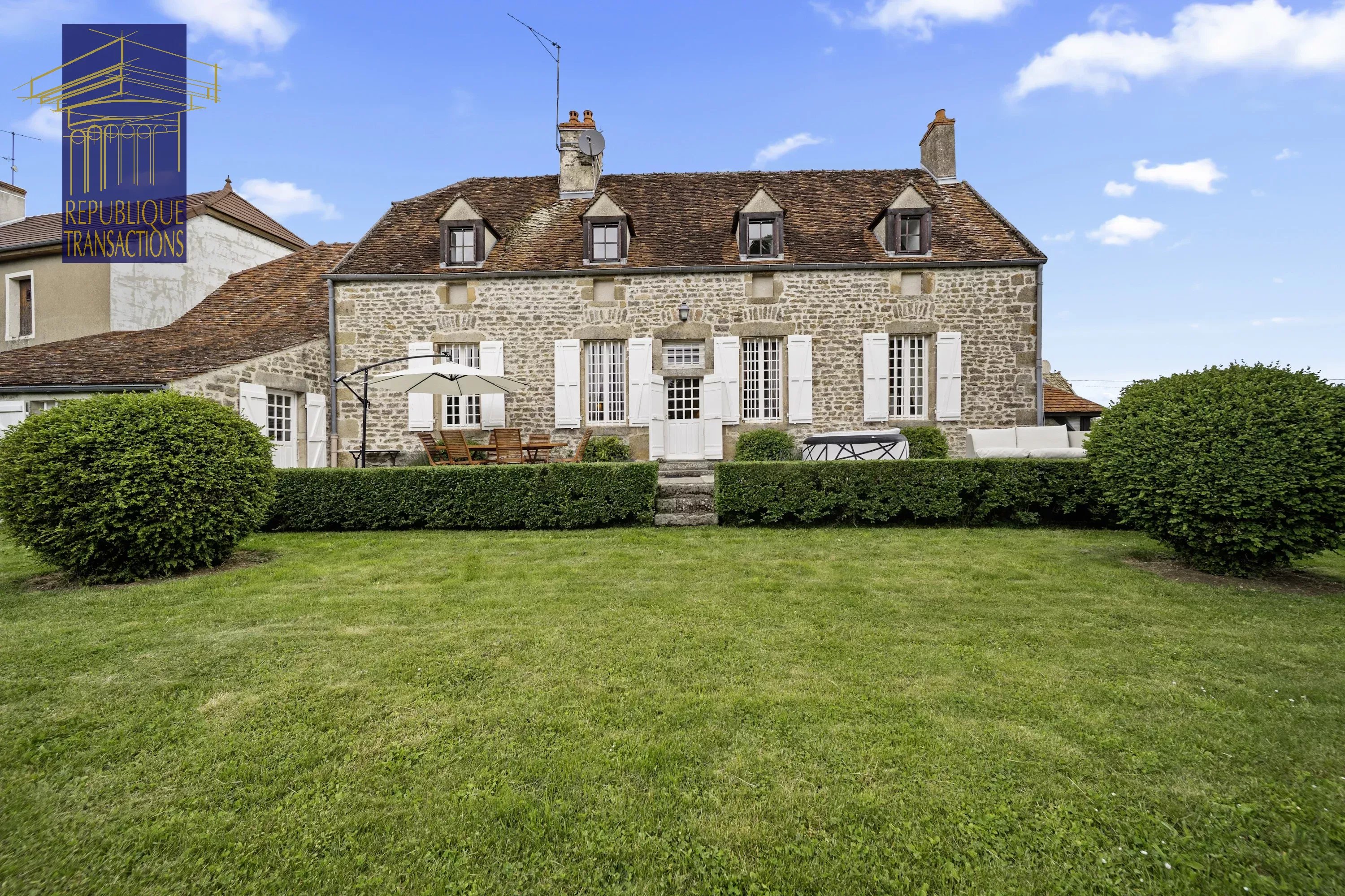Ancienne Cure située à 25 min à l'Ouest de Beaune — photo 10