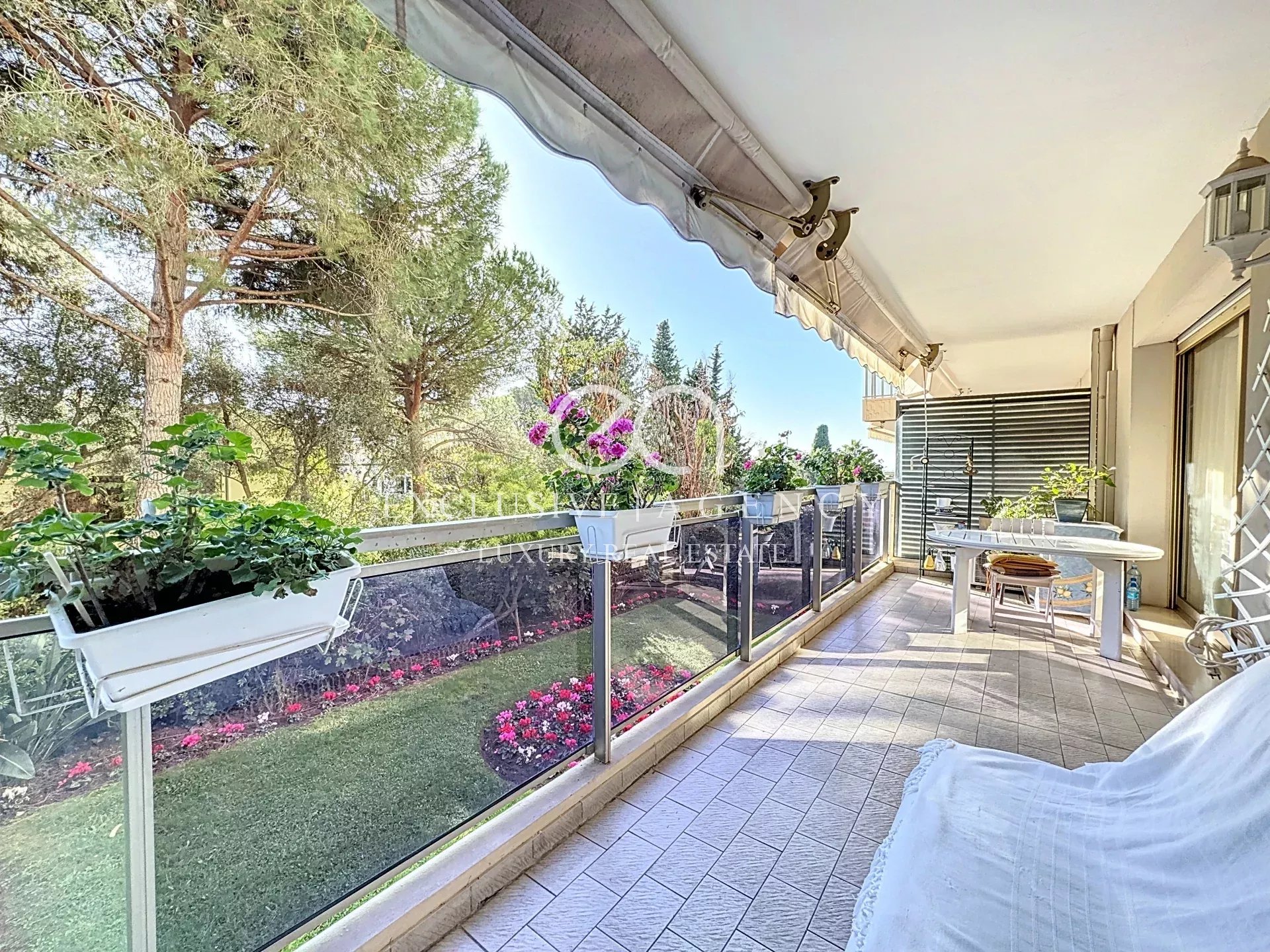 For sale 3 room apartment 74m² with terraces in Cannes