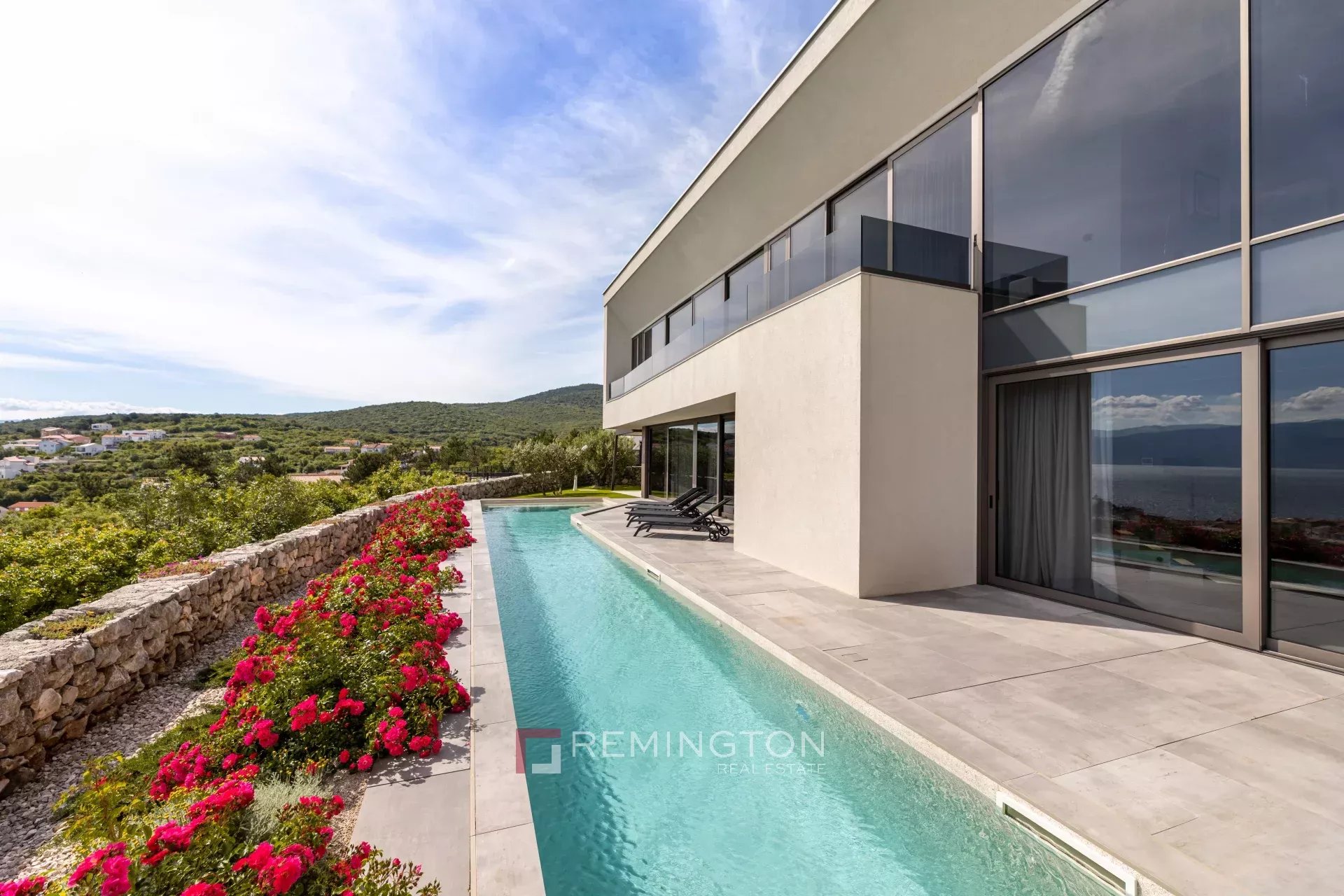 3 Bedroom Villa/Townhouse's Image 18