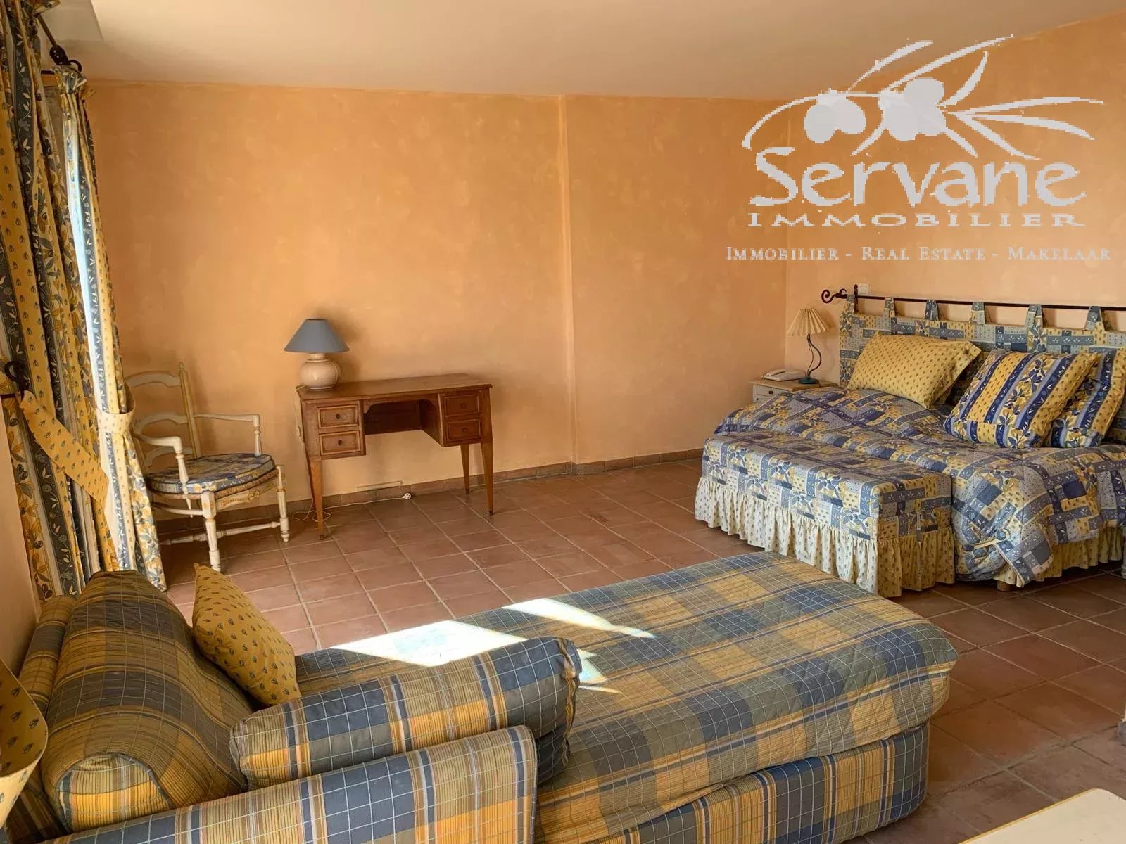 LES ISSAMBRES PROPERTY 10 BEDROOMS EN SUITE