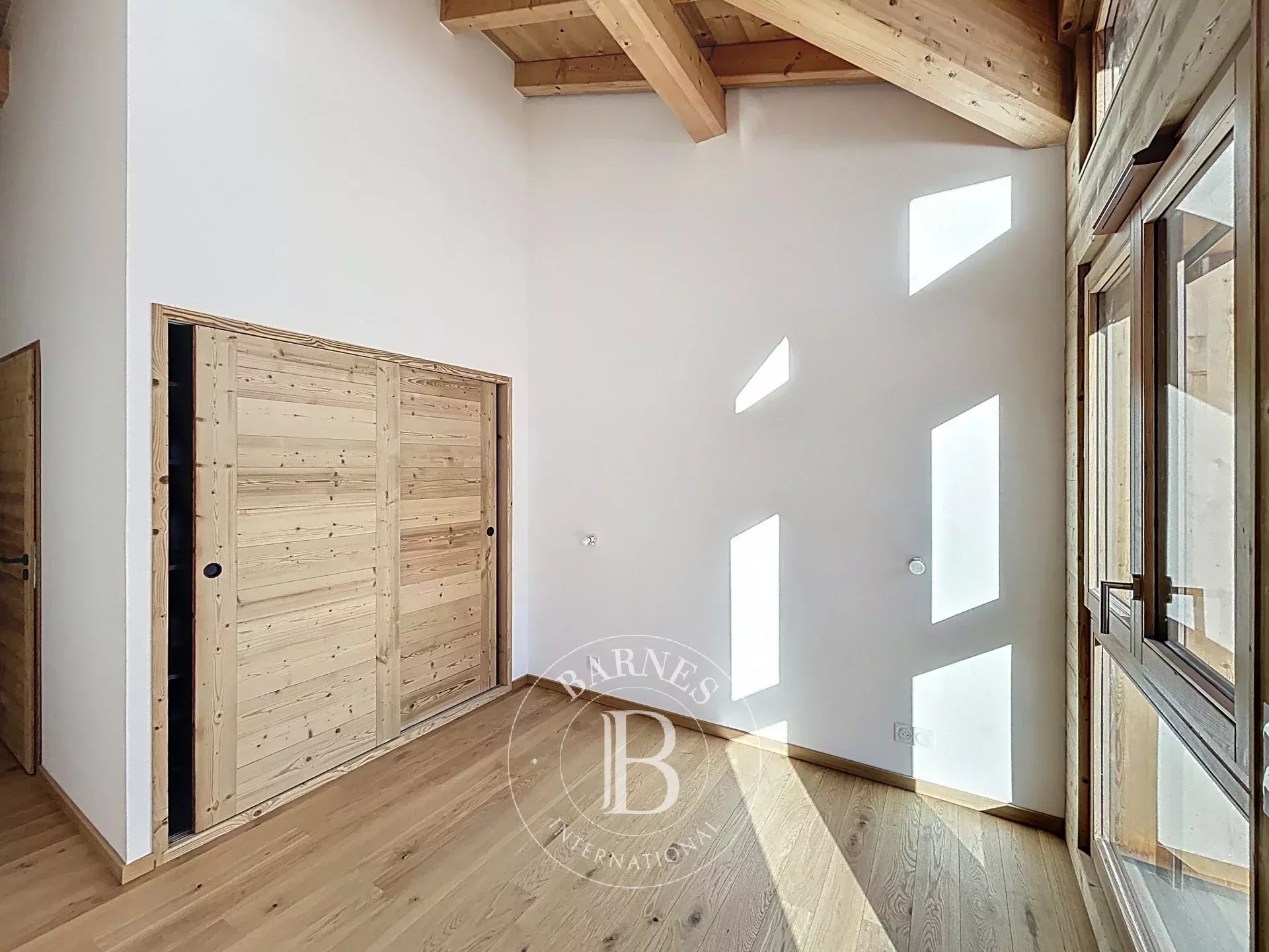 Photo of Les Gets – Spacious T5 Apartment – Large Living Area – Dual South-Facing Exposure