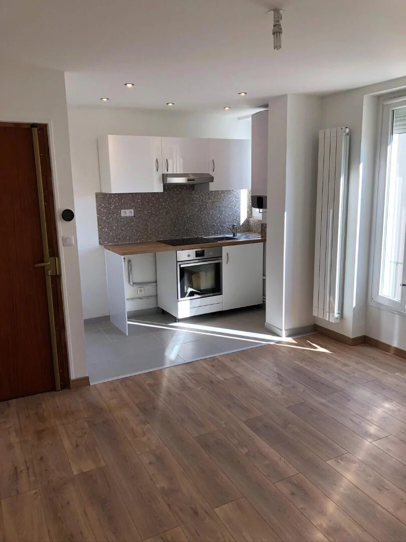 Charenton-le-Pont, Appartement, 2 pièces, 32m²