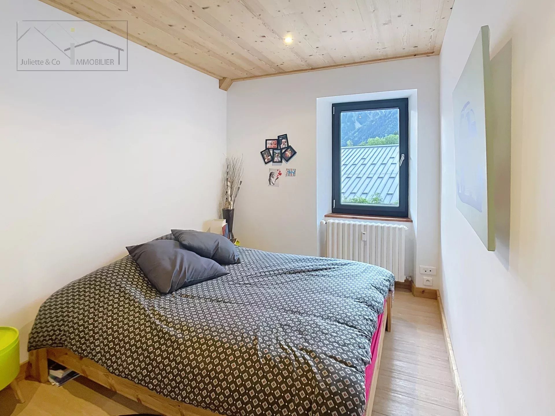 Photo of 260 m² former school converted into 3 furnished apartments in Les Houches