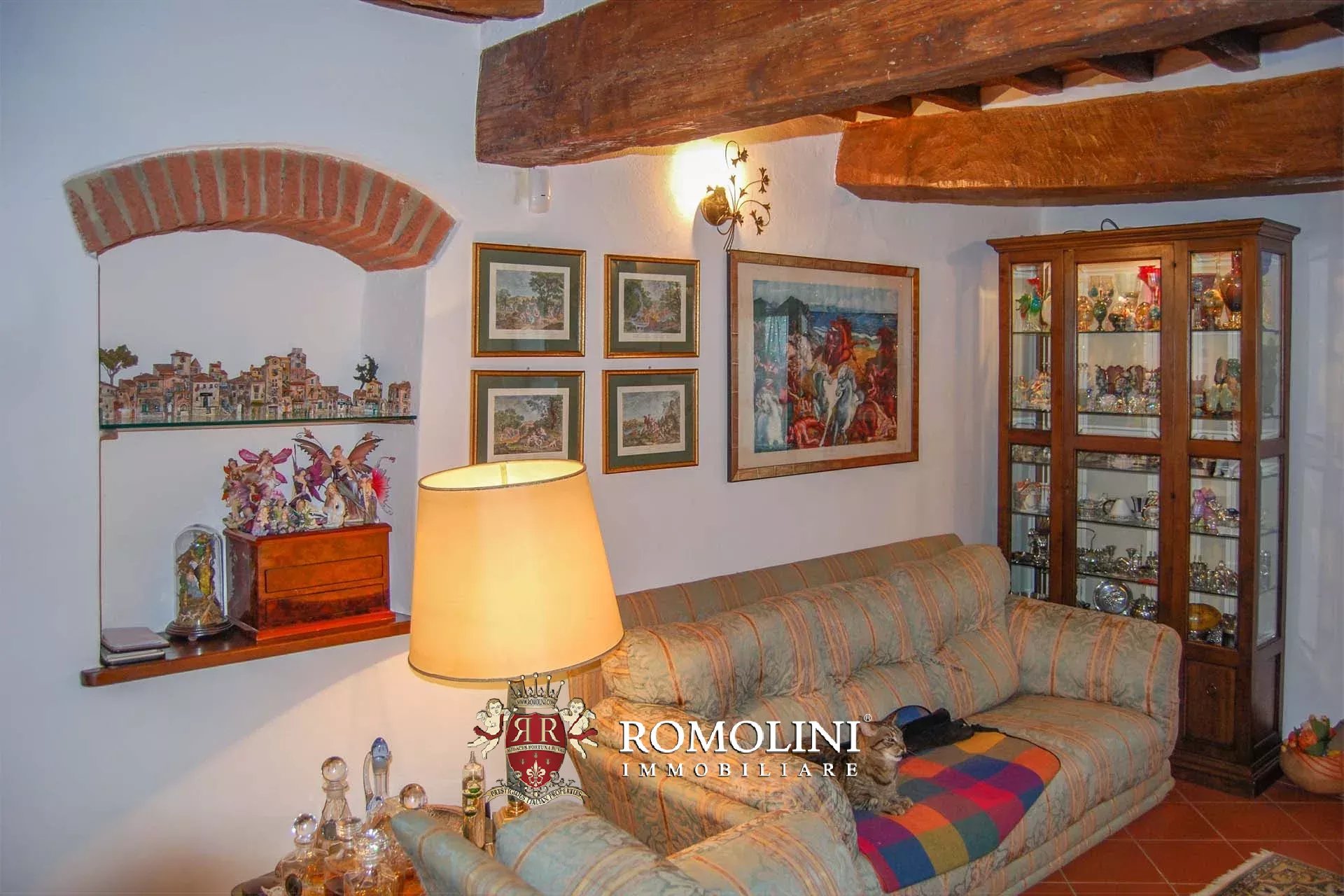 10 Bedroom Villa/Townhouse's Image 41