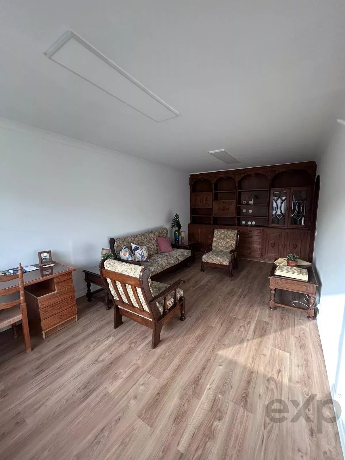 Modern 2-Bedroom Apartment 6th floor and Garage 87149317 image 12