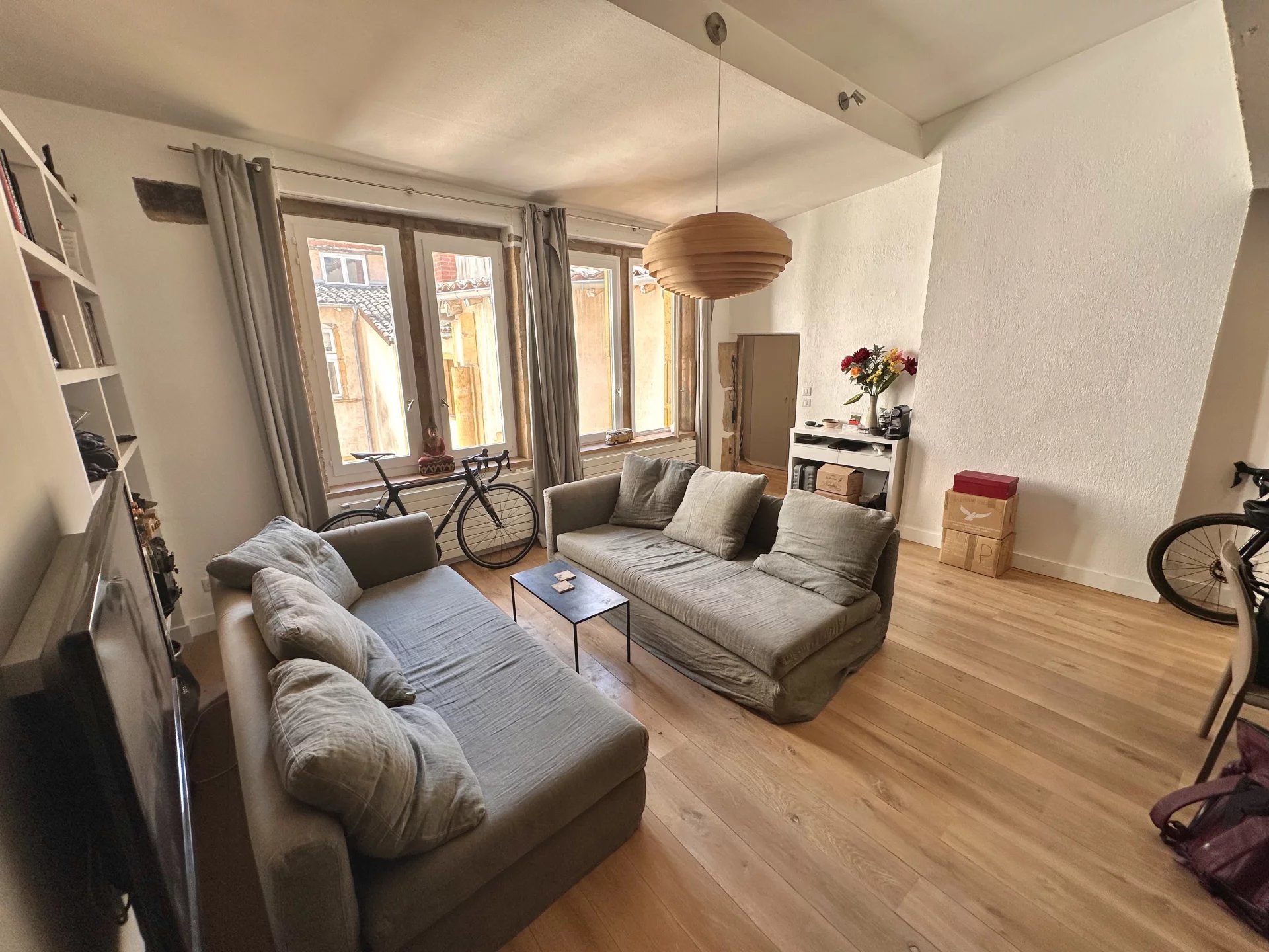 Duplex de charme dans bâtiment d'exception classé