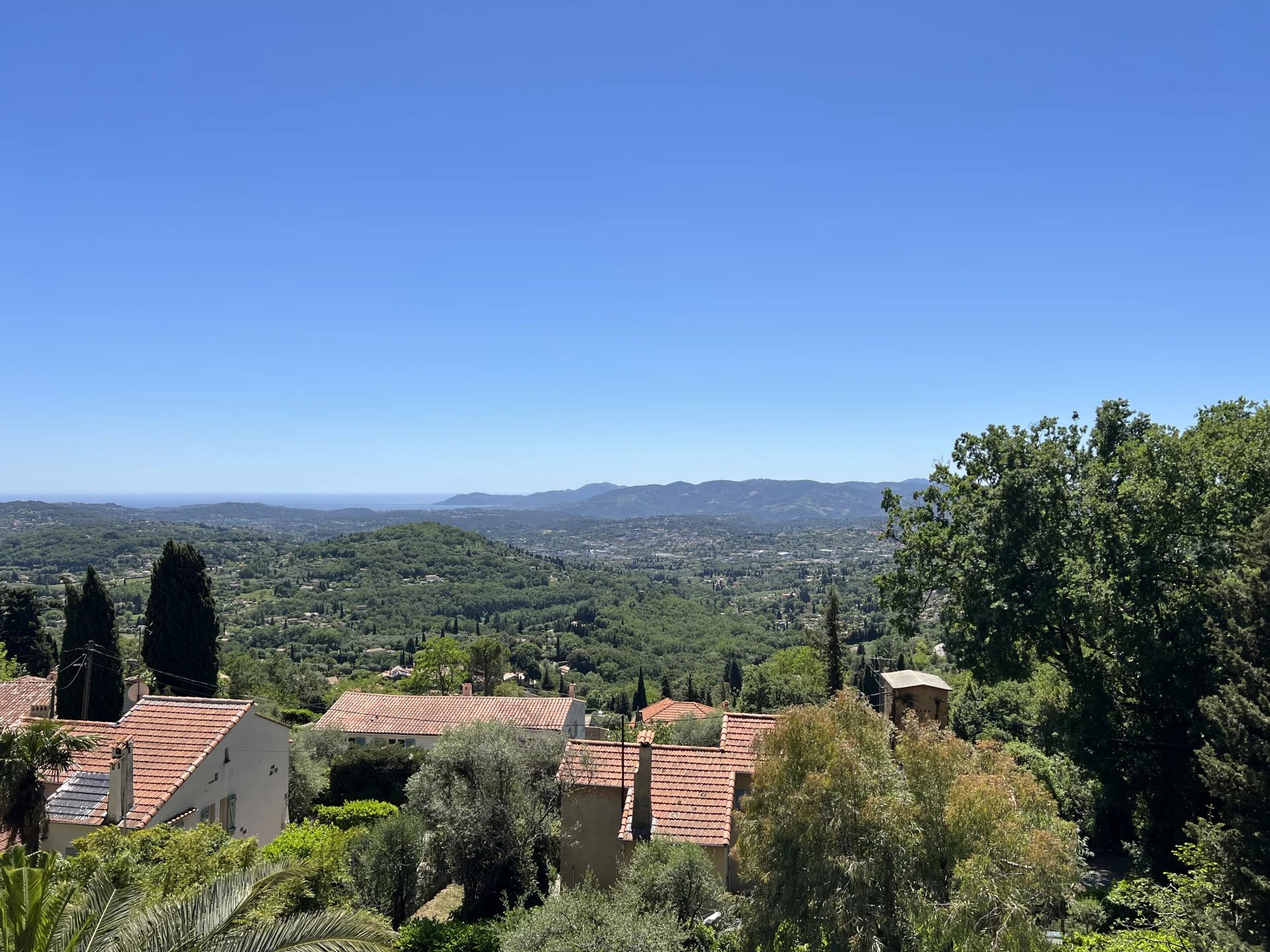 Magagnosc : Maison familiale avec vue mer exceptionnelle